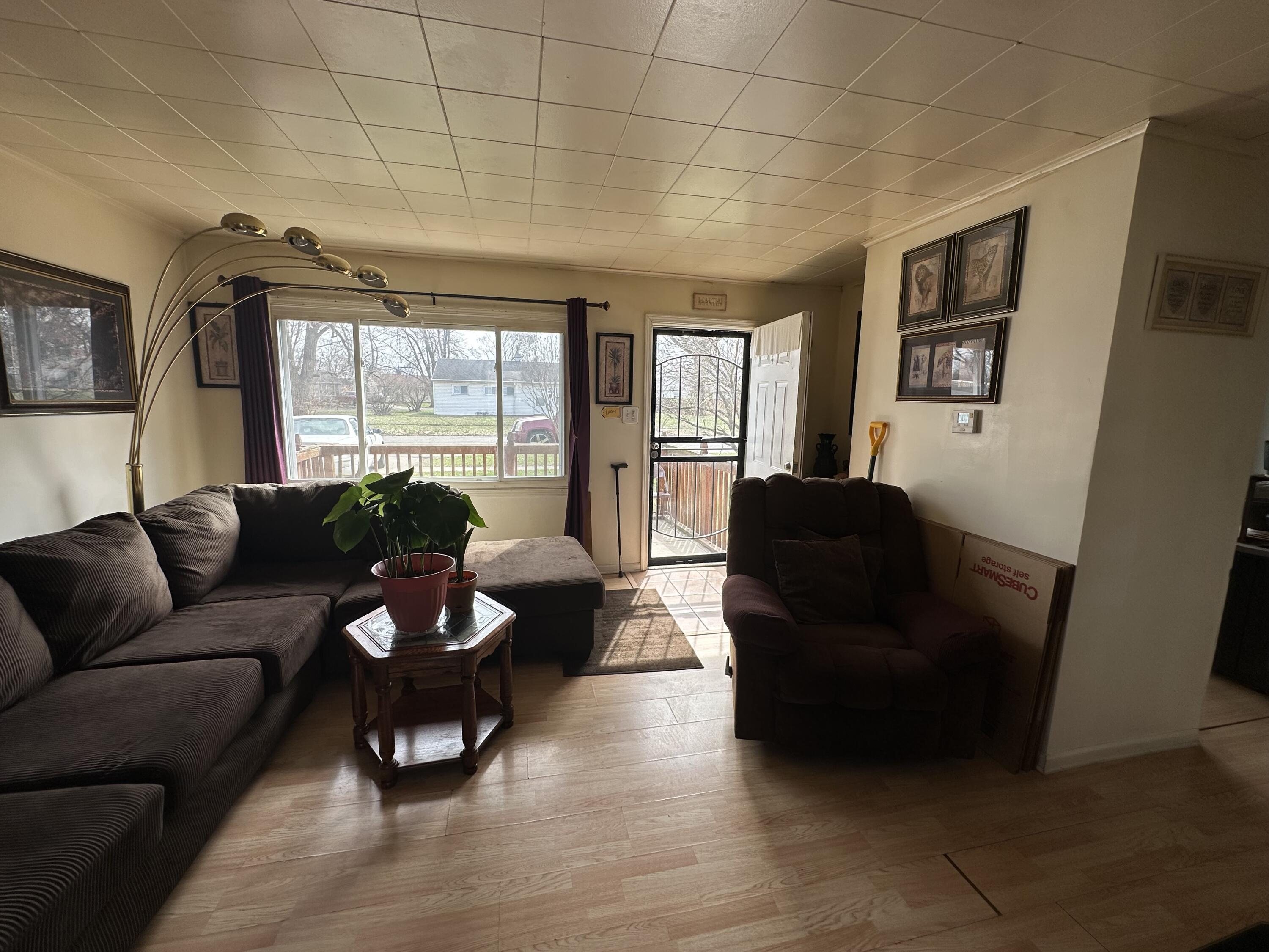 2928 Marshalltown Drive