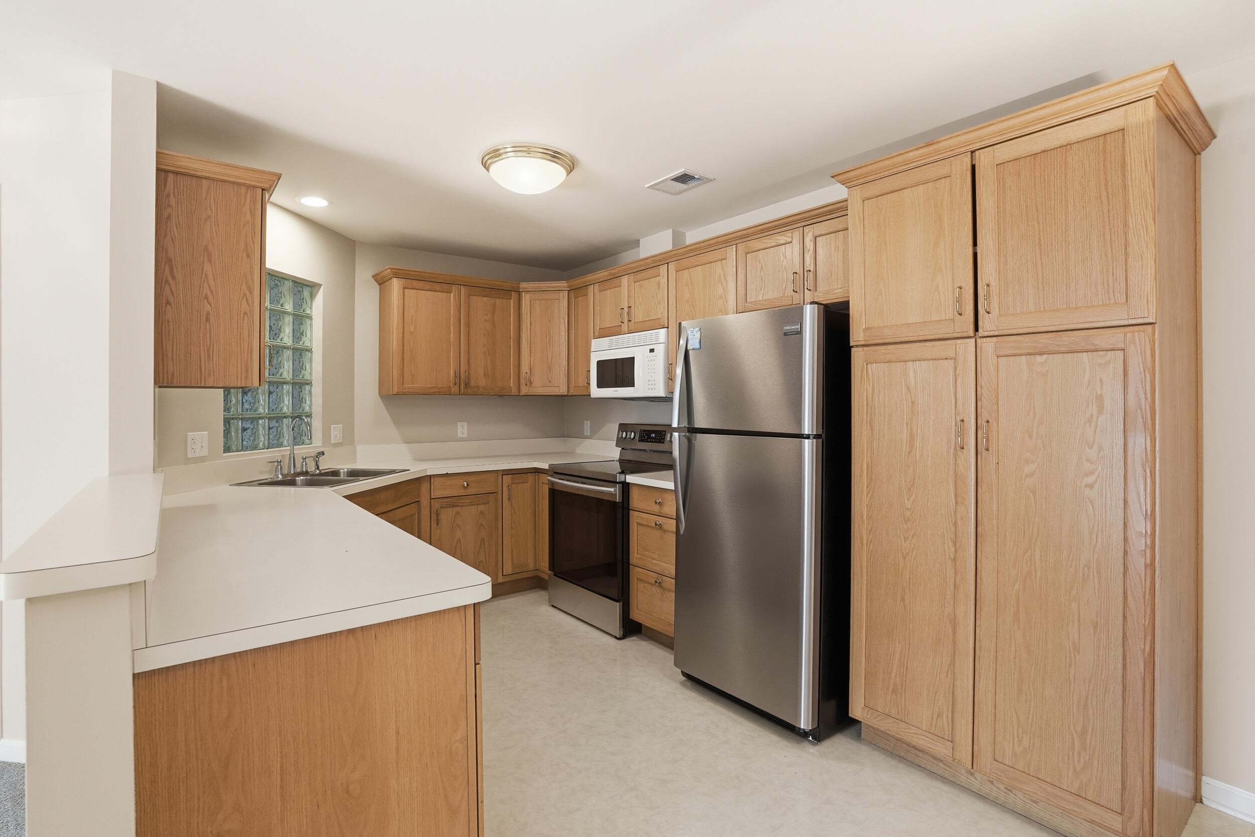 2711 Georgetowne Drive Unit: B2