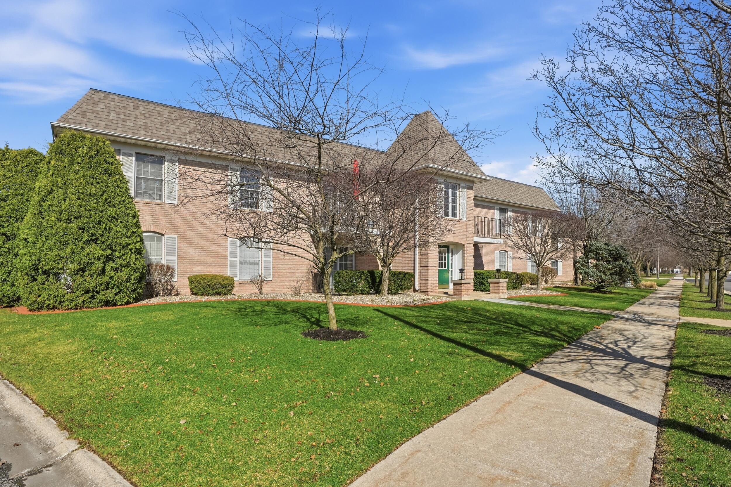 2711 Georgetowne Drive Unit: B2