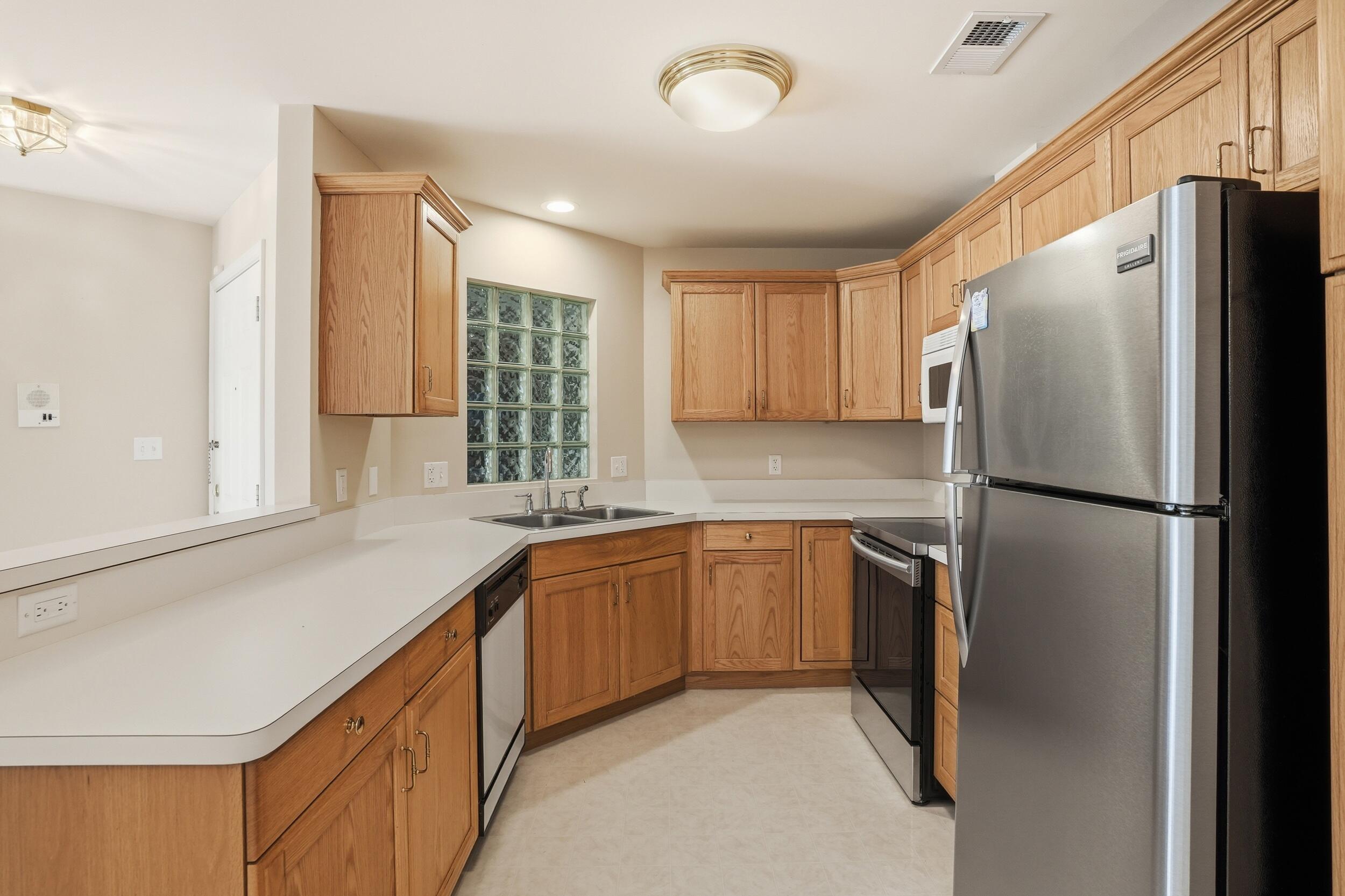 2711 Georgetowne Drive Unit: B2