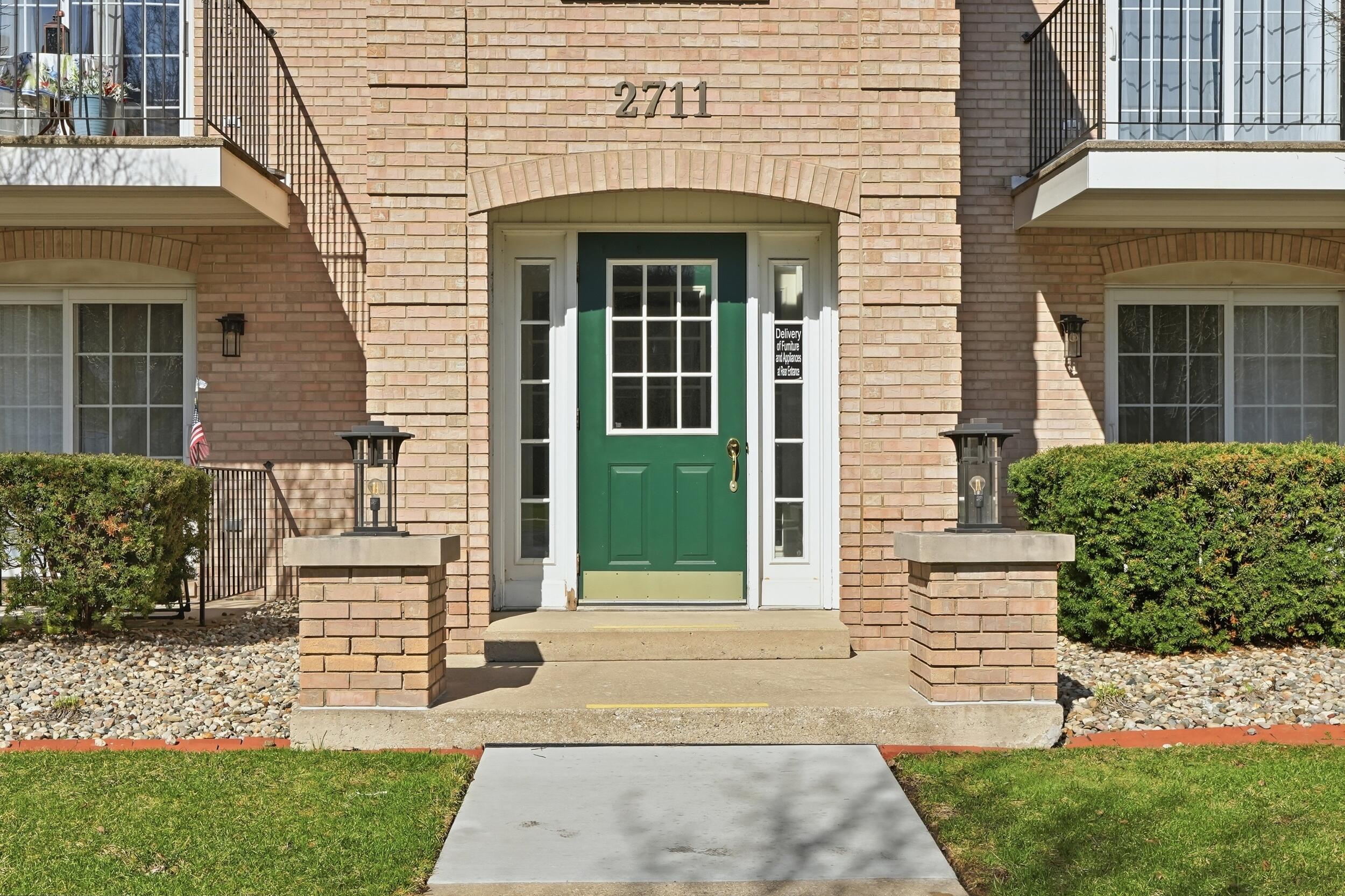 2711 Georgetowne Drive Unit: B2