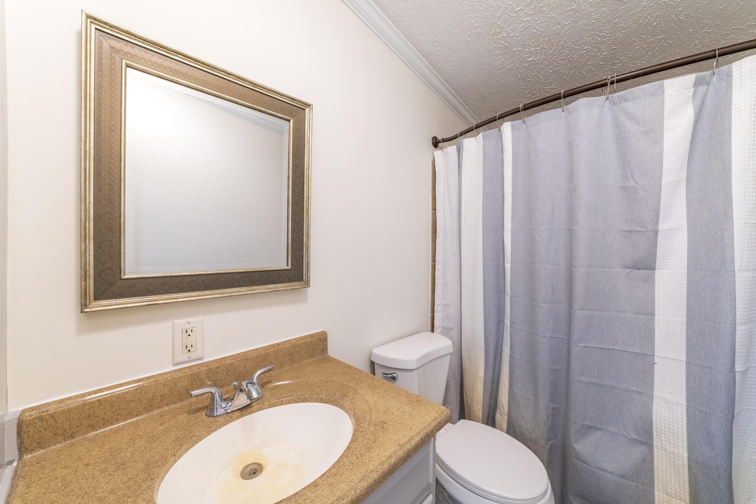 11327 N 550 E Unit: 7