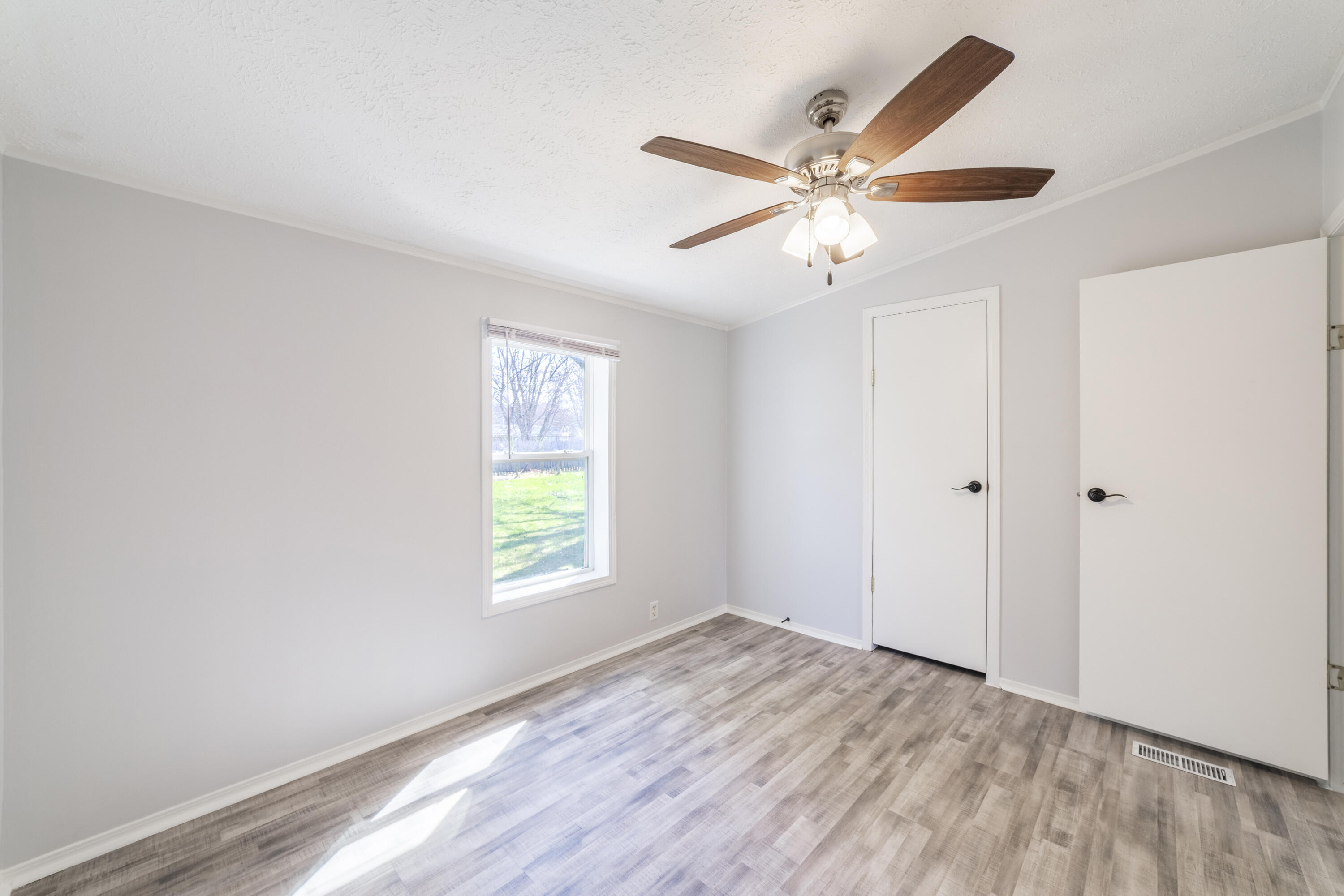 11327 N 550 E Unit: 7