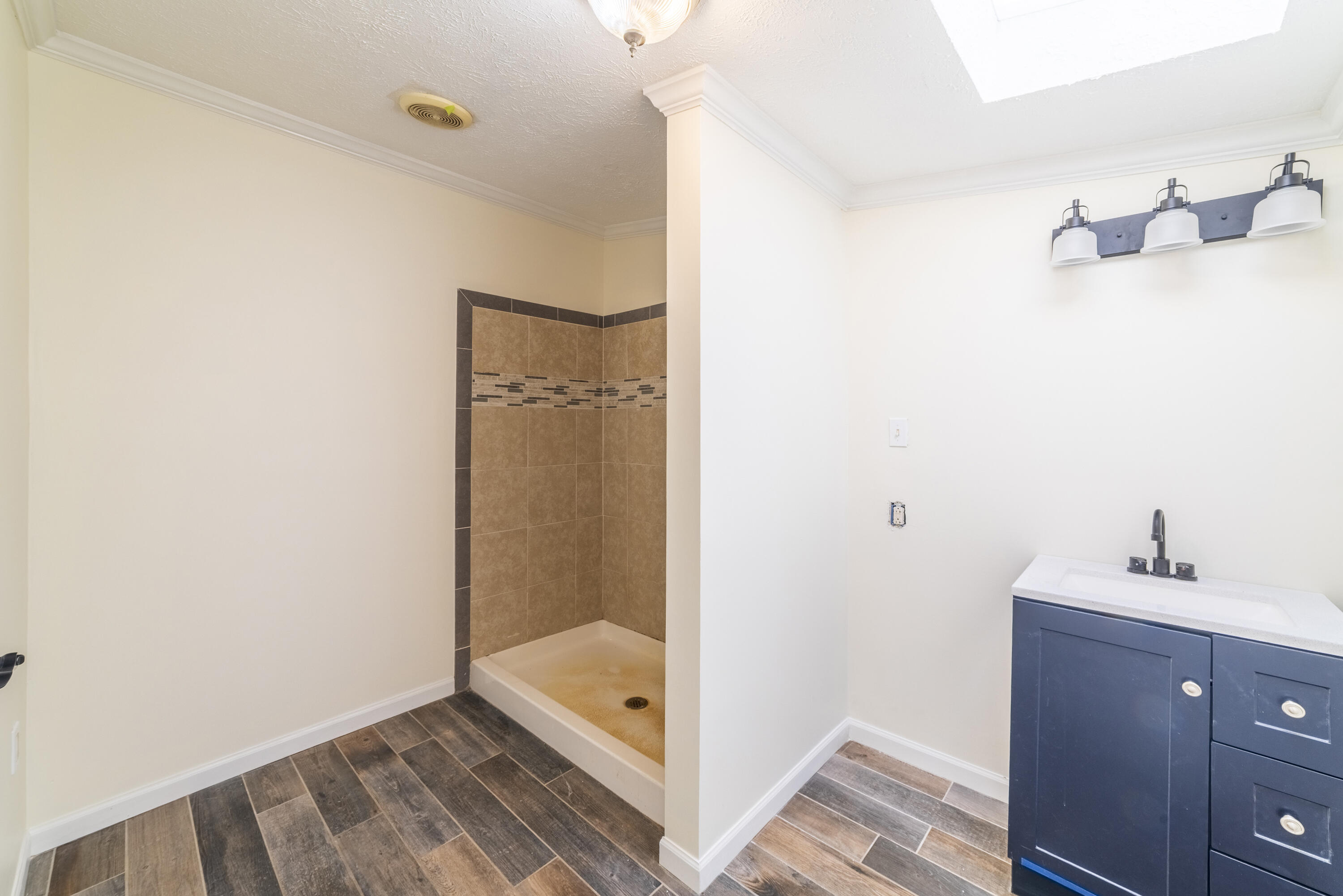 11327 N 550 E Unit: 7