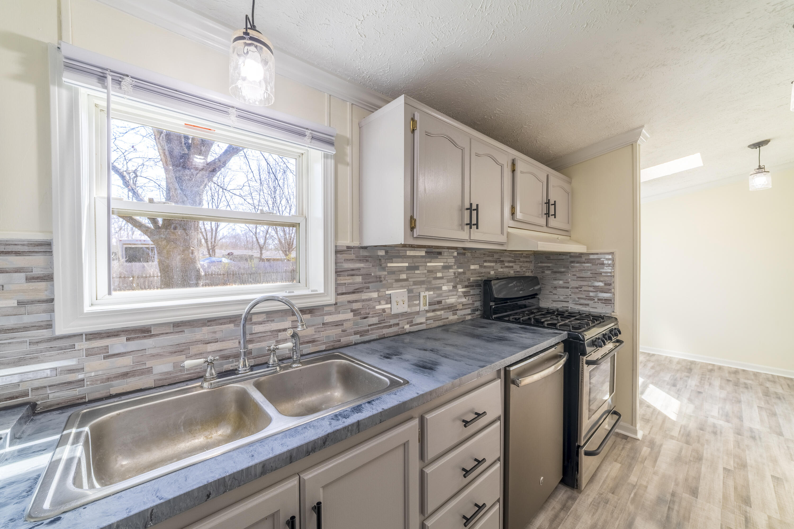 11327 N 550 E Unit: 7