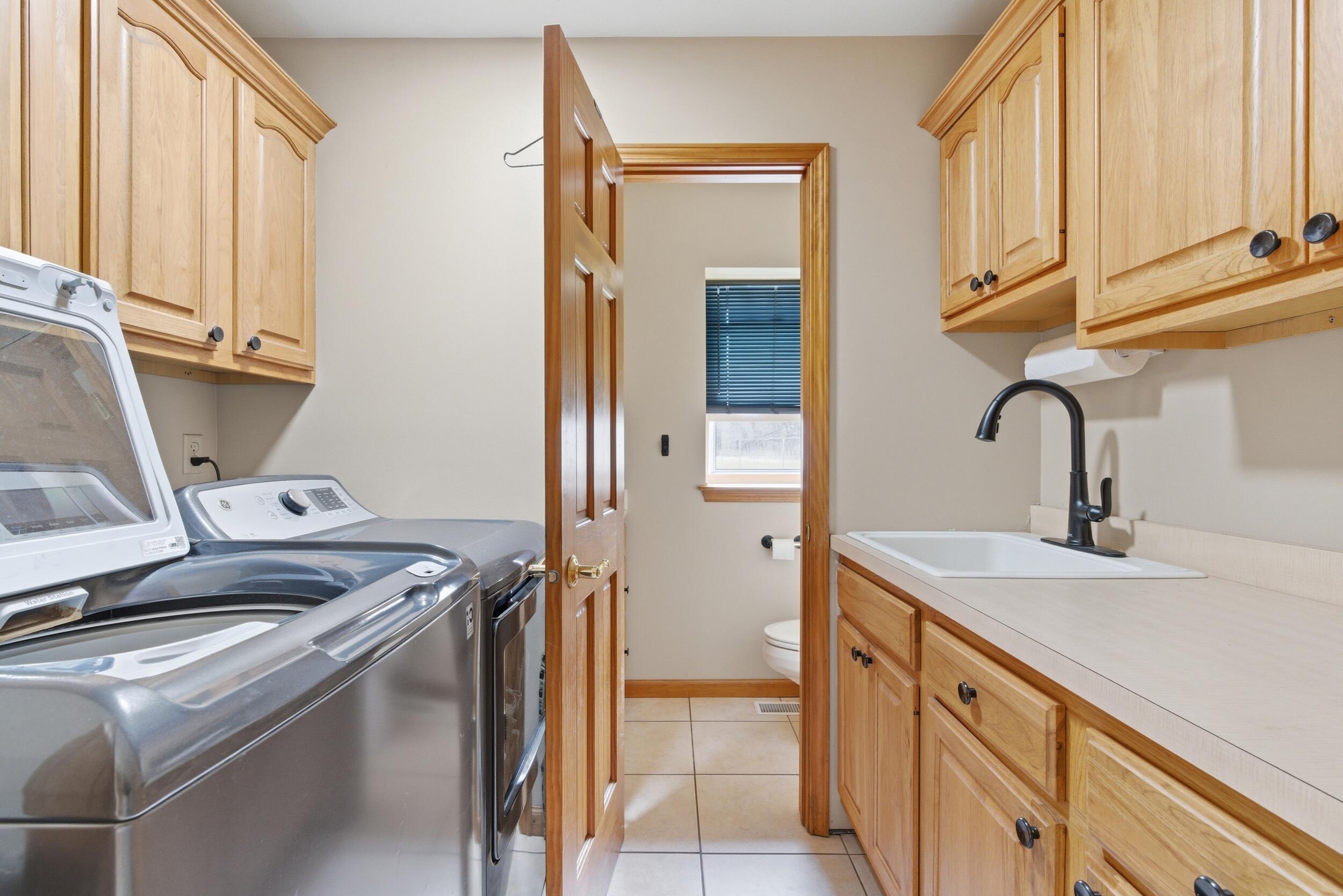 1251 N Mineral Springs Road