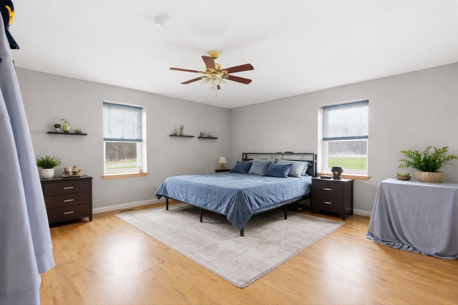 1251 N Mineral Springs Road