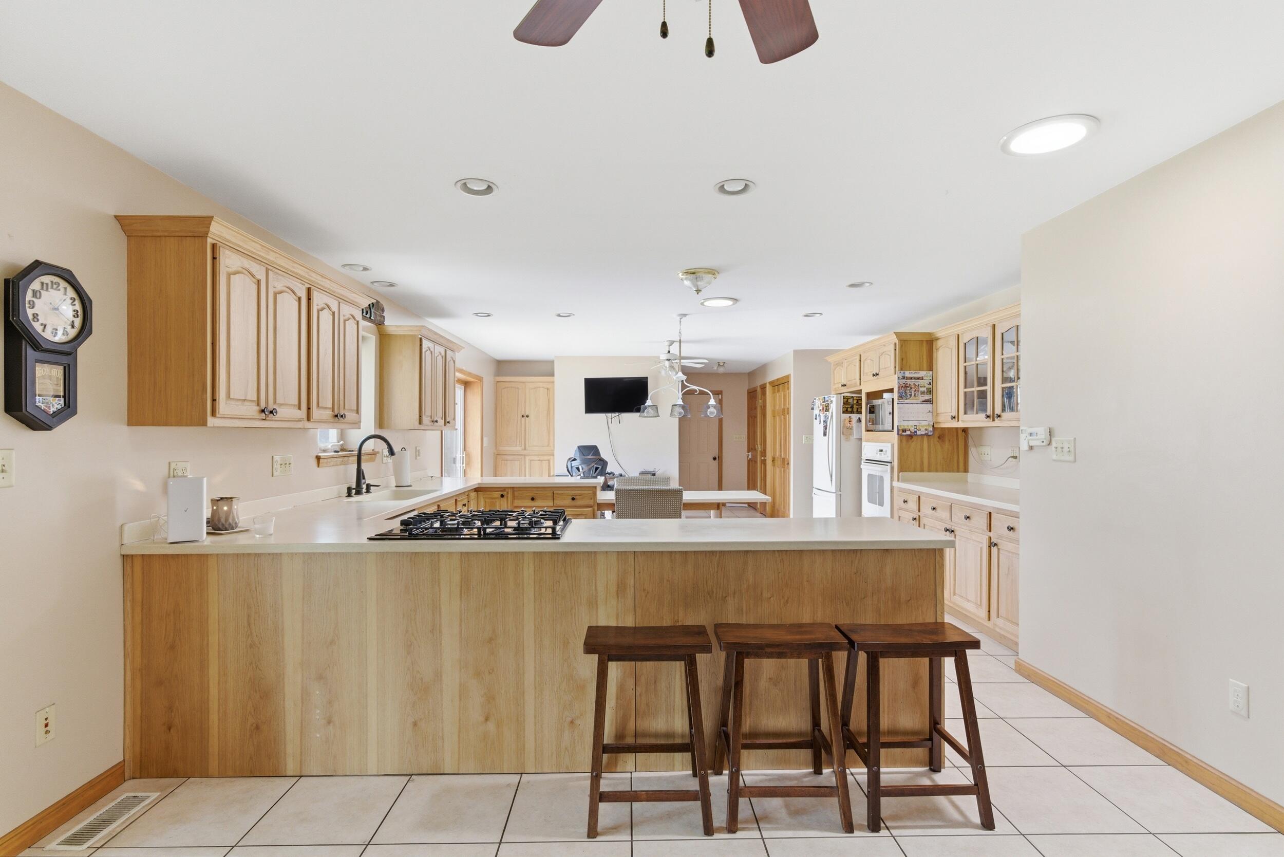 1251 N Mineral Springs Road