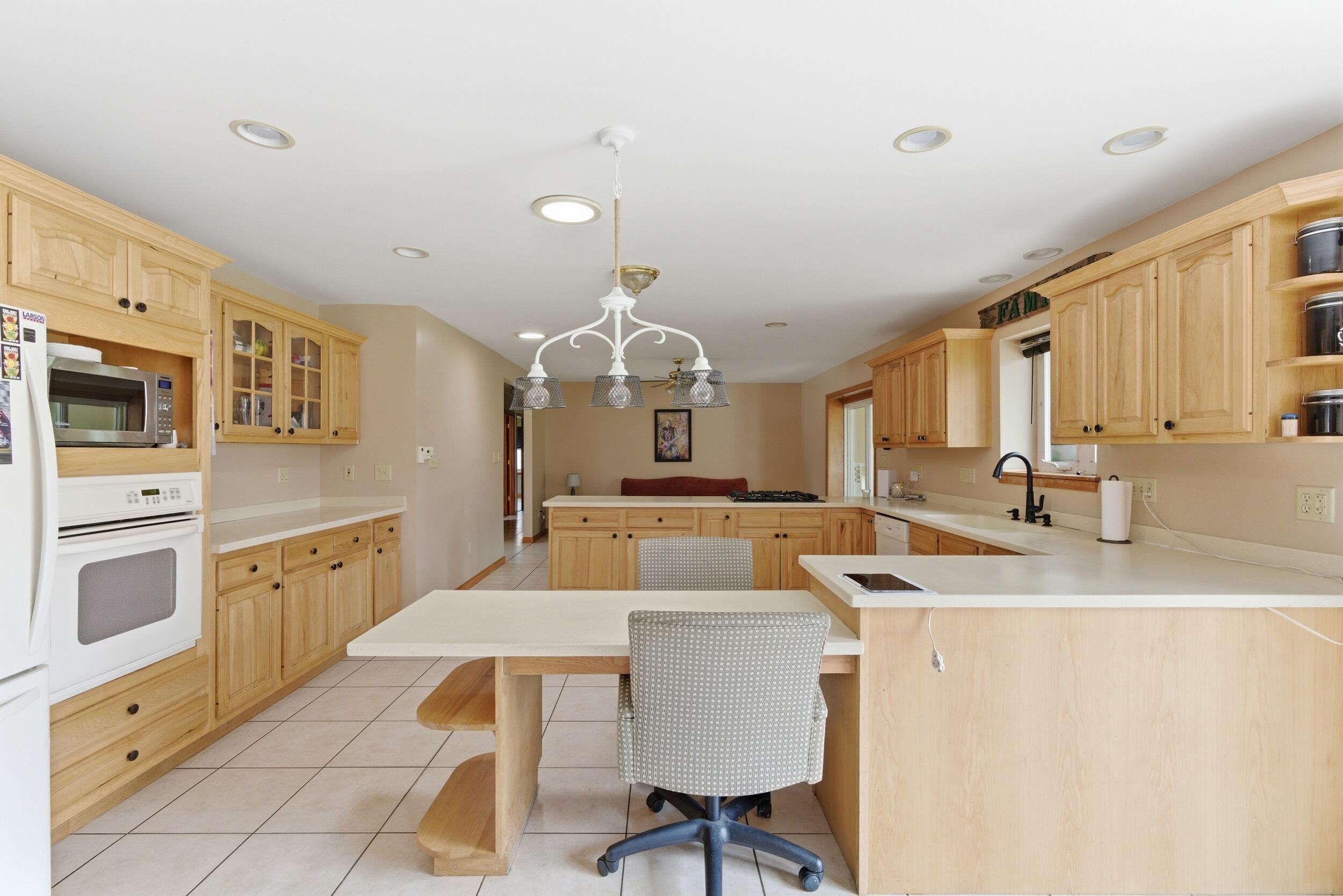 1251 N Mineral Springs Road