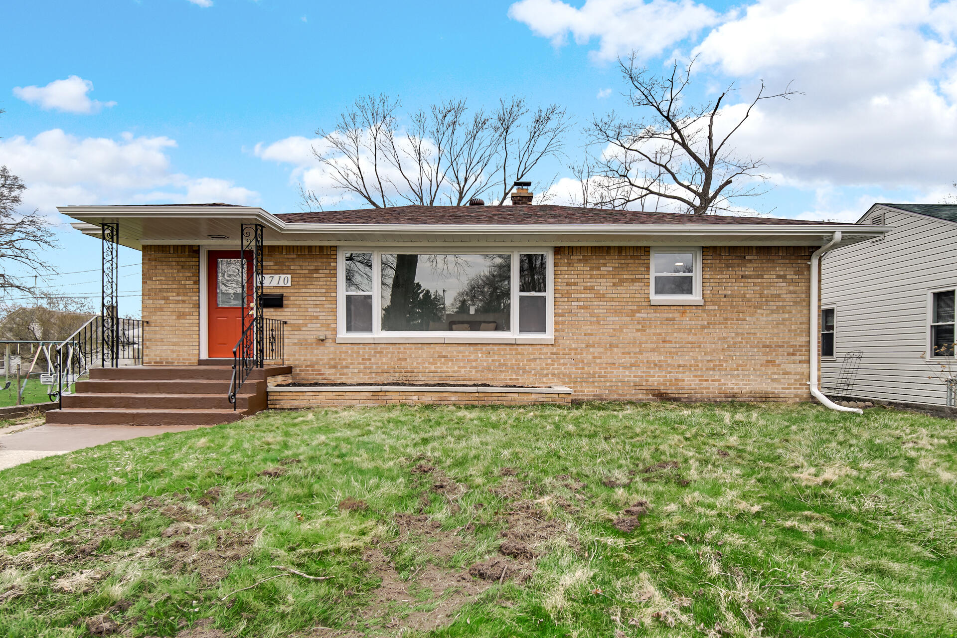 2710 Decatur Street