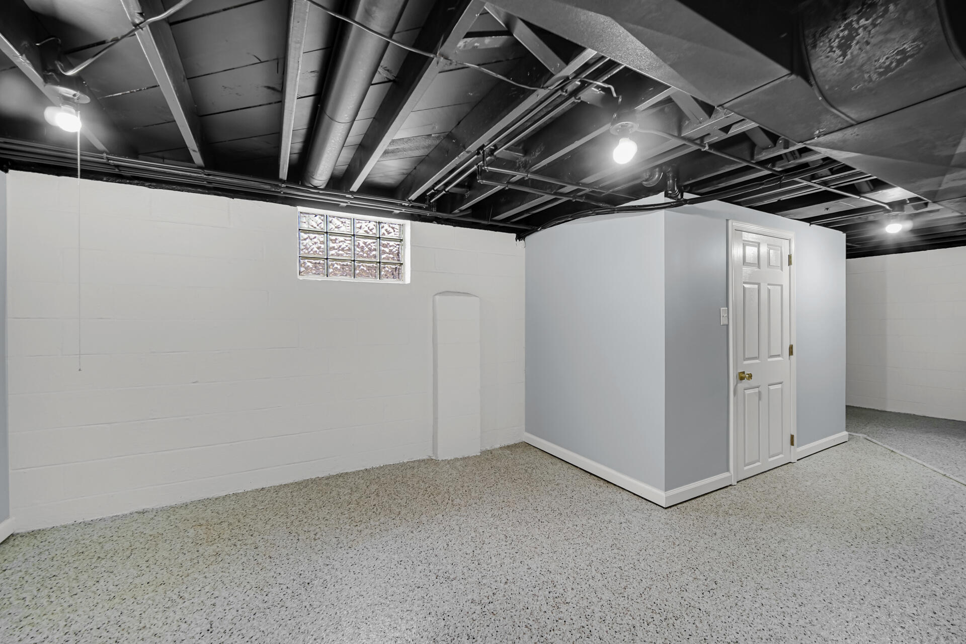 2710 Decatur Street