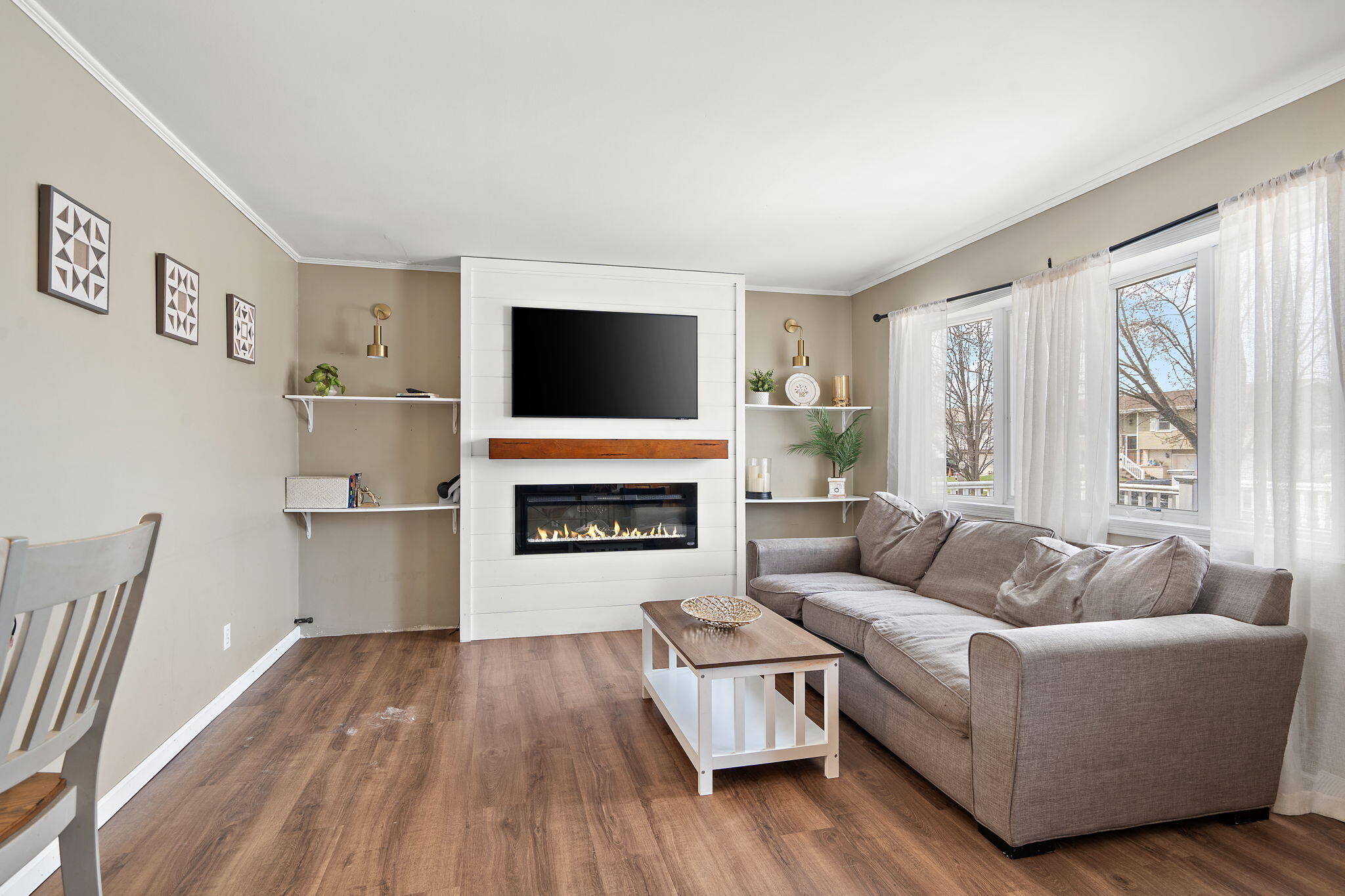 811 Polk Avenue