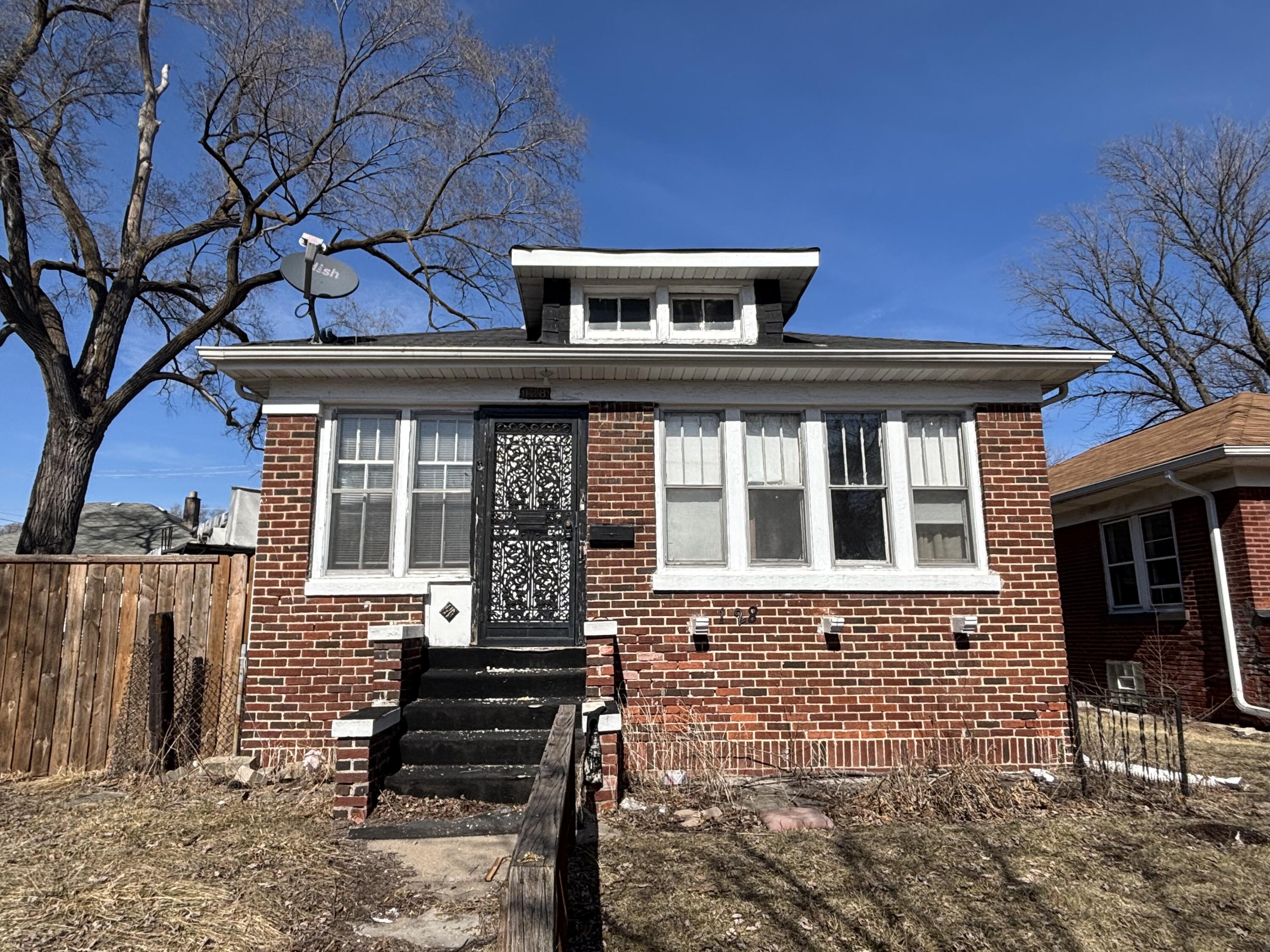 128 W 41st Avenue