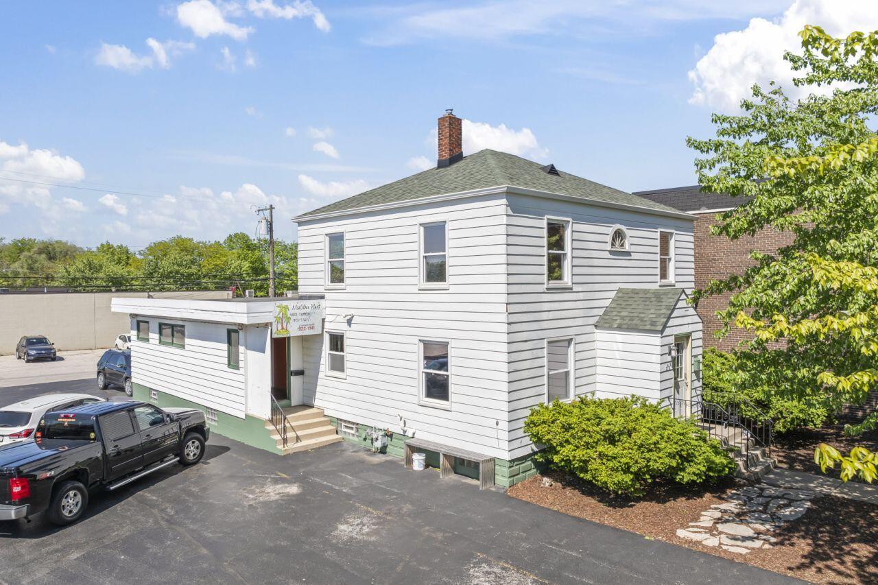 2923 Jewett Avenue