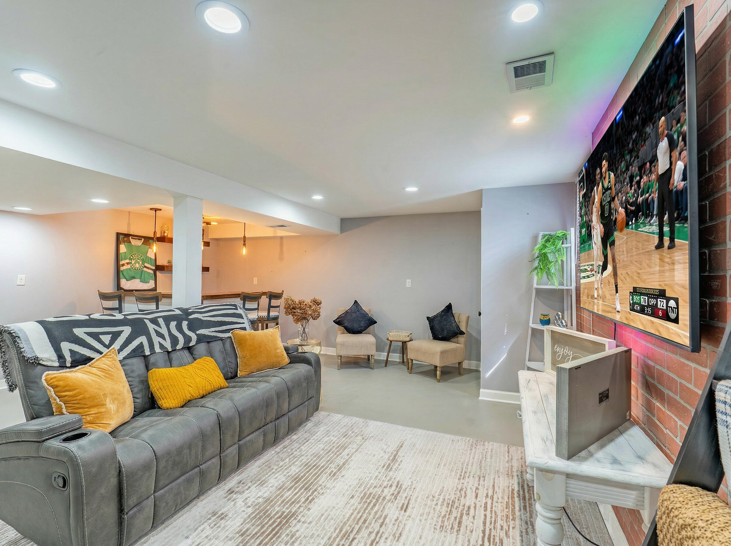 607 Weatherwood Lane