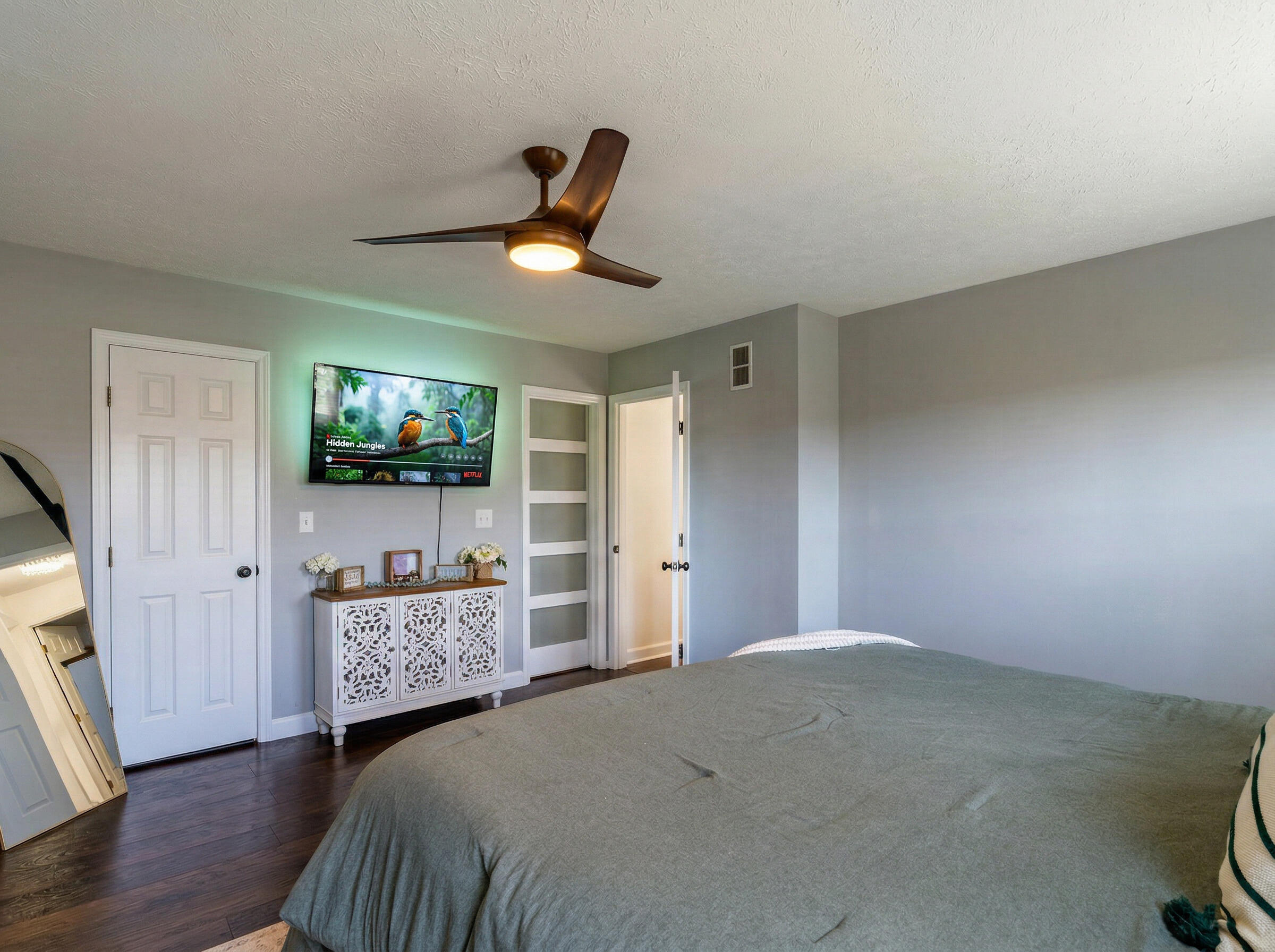 607 Weatherwood Lane