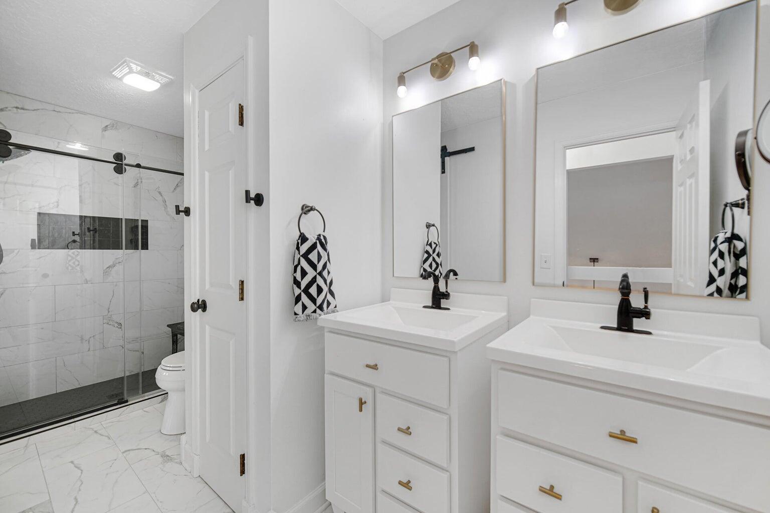 607 Weatherwood Lane