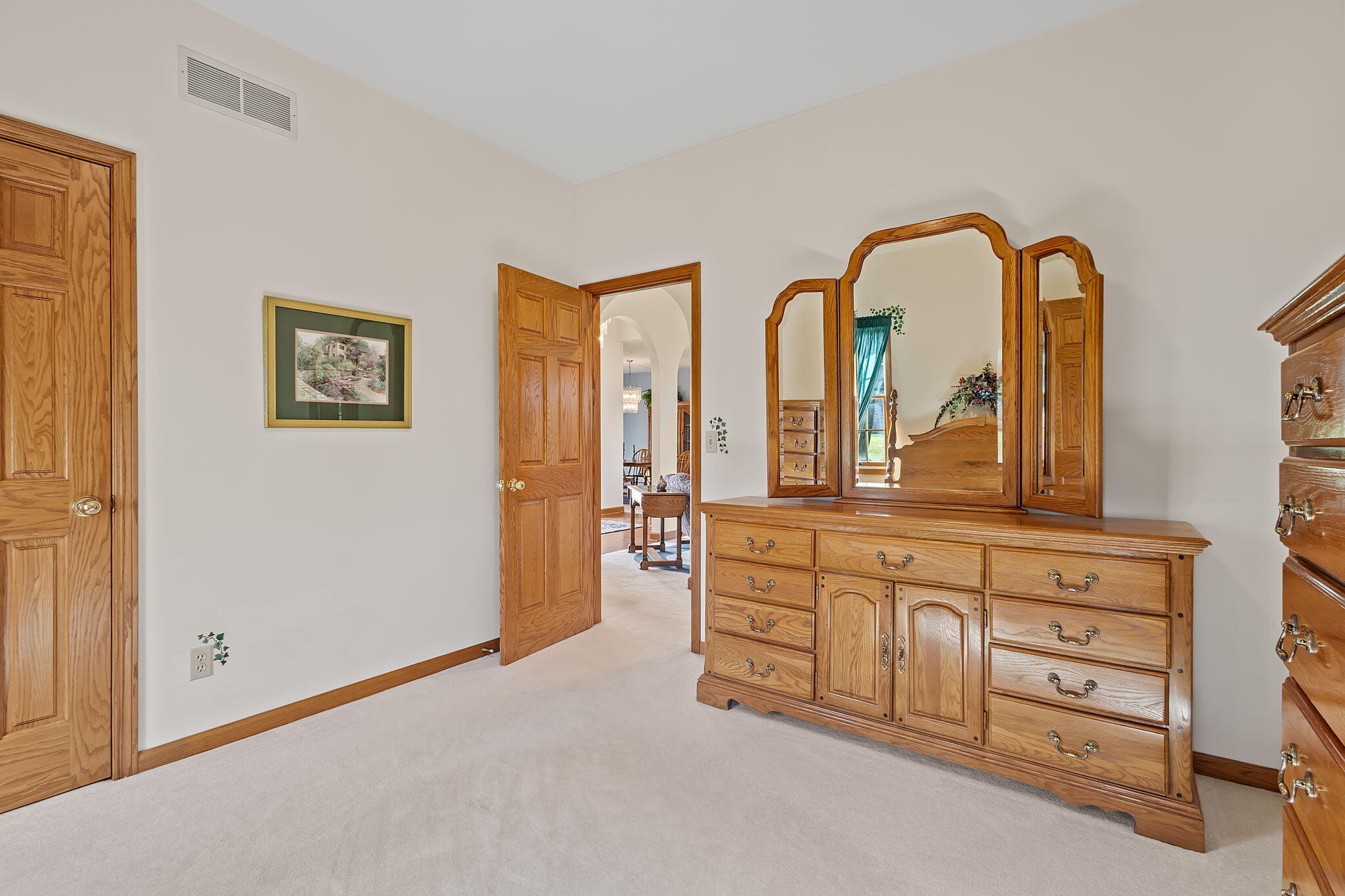 6664 Ridgeview Drive