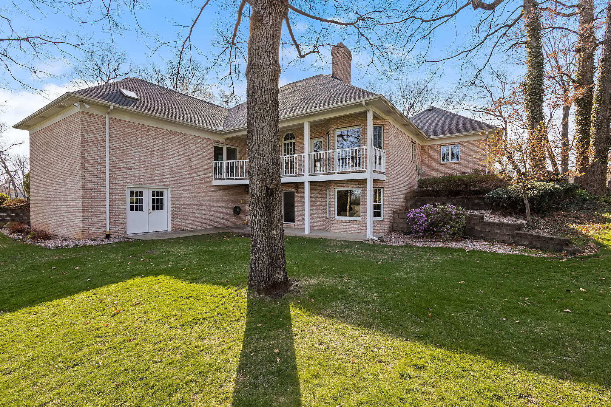6664 Ridgeview Drive