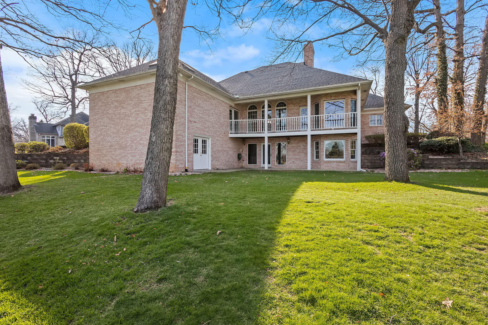 6664 Ridgeview Drive