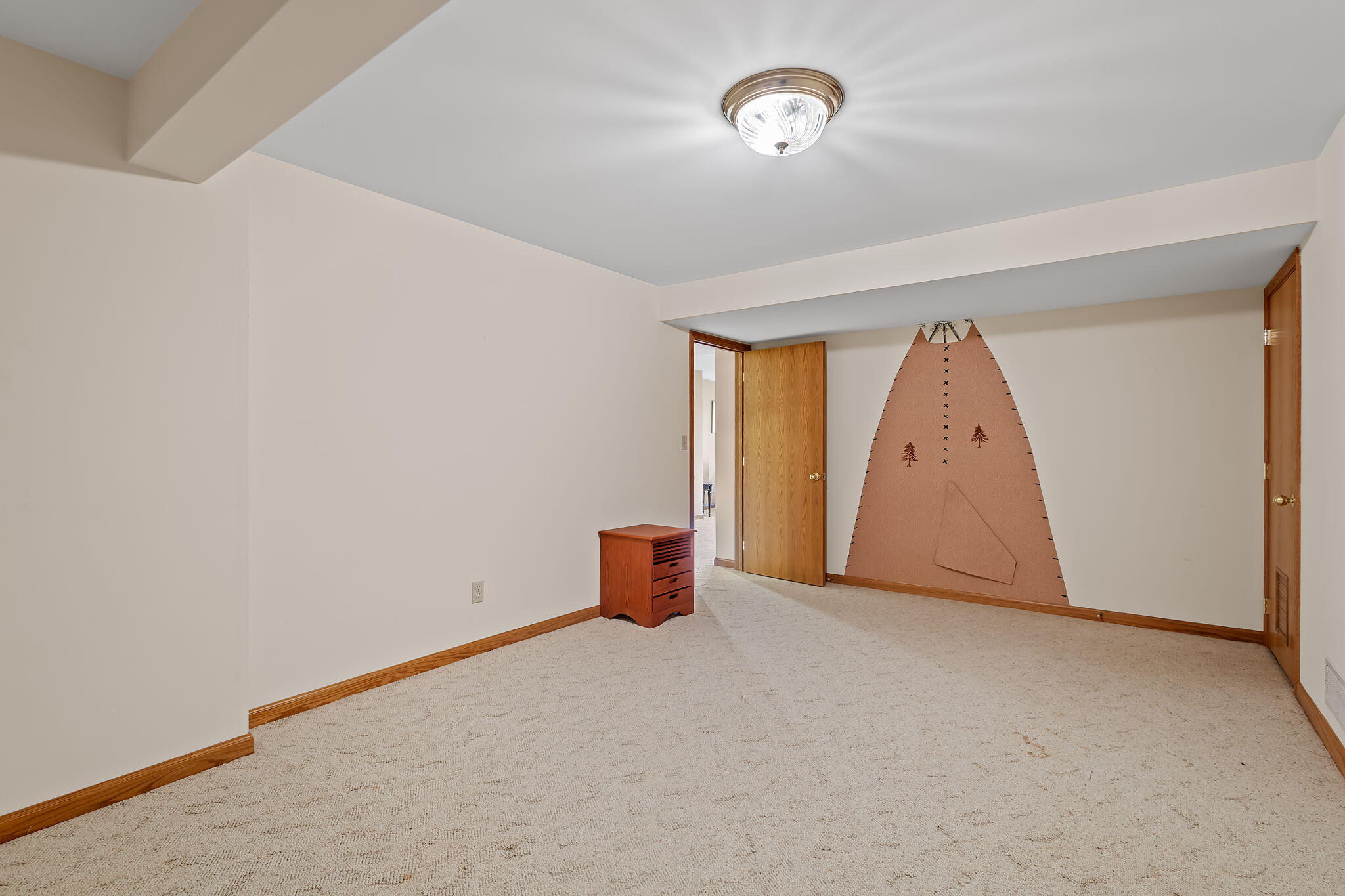 6664 Ridgeview Drive