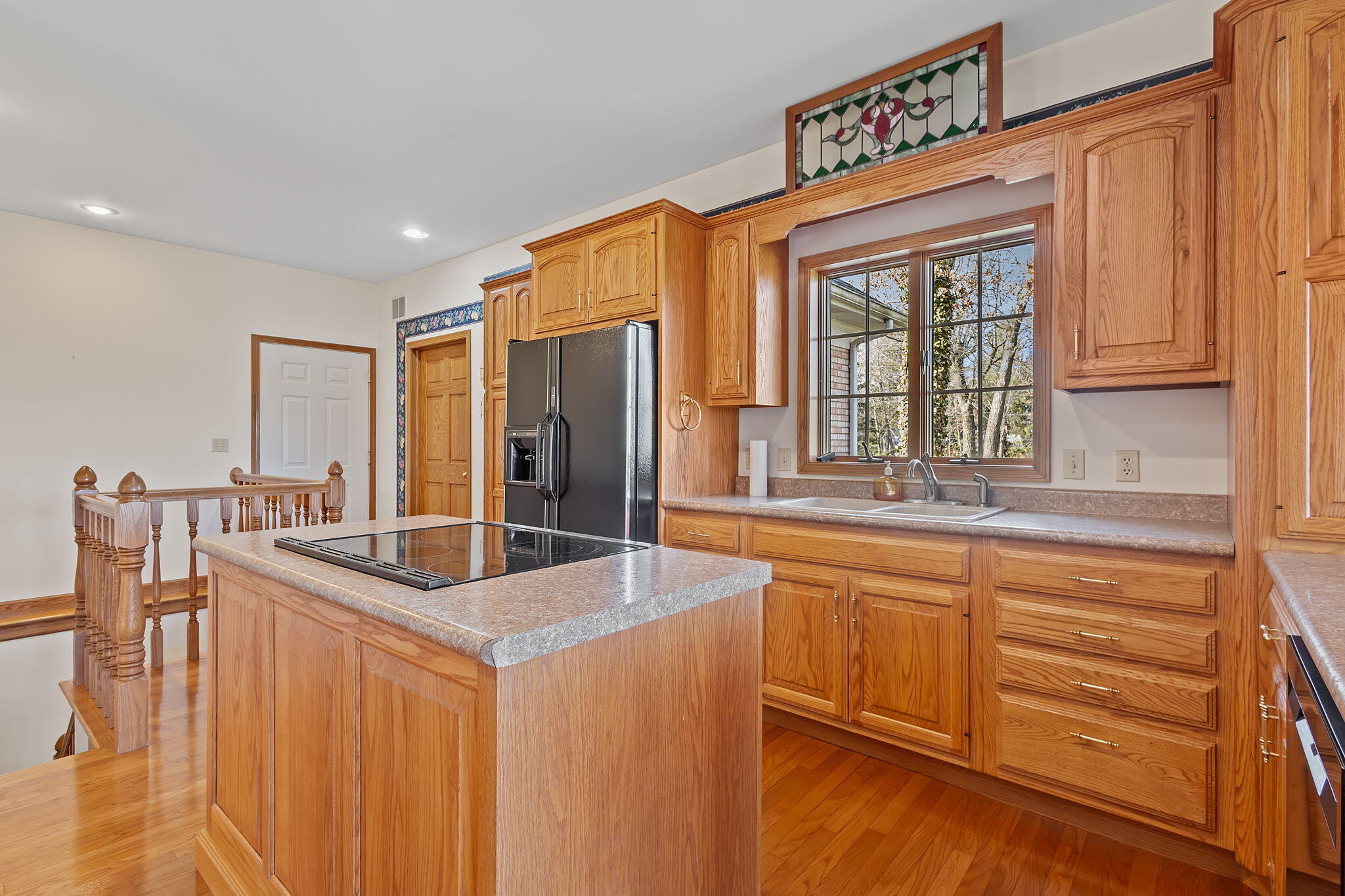 6664 Ridgeview Drive