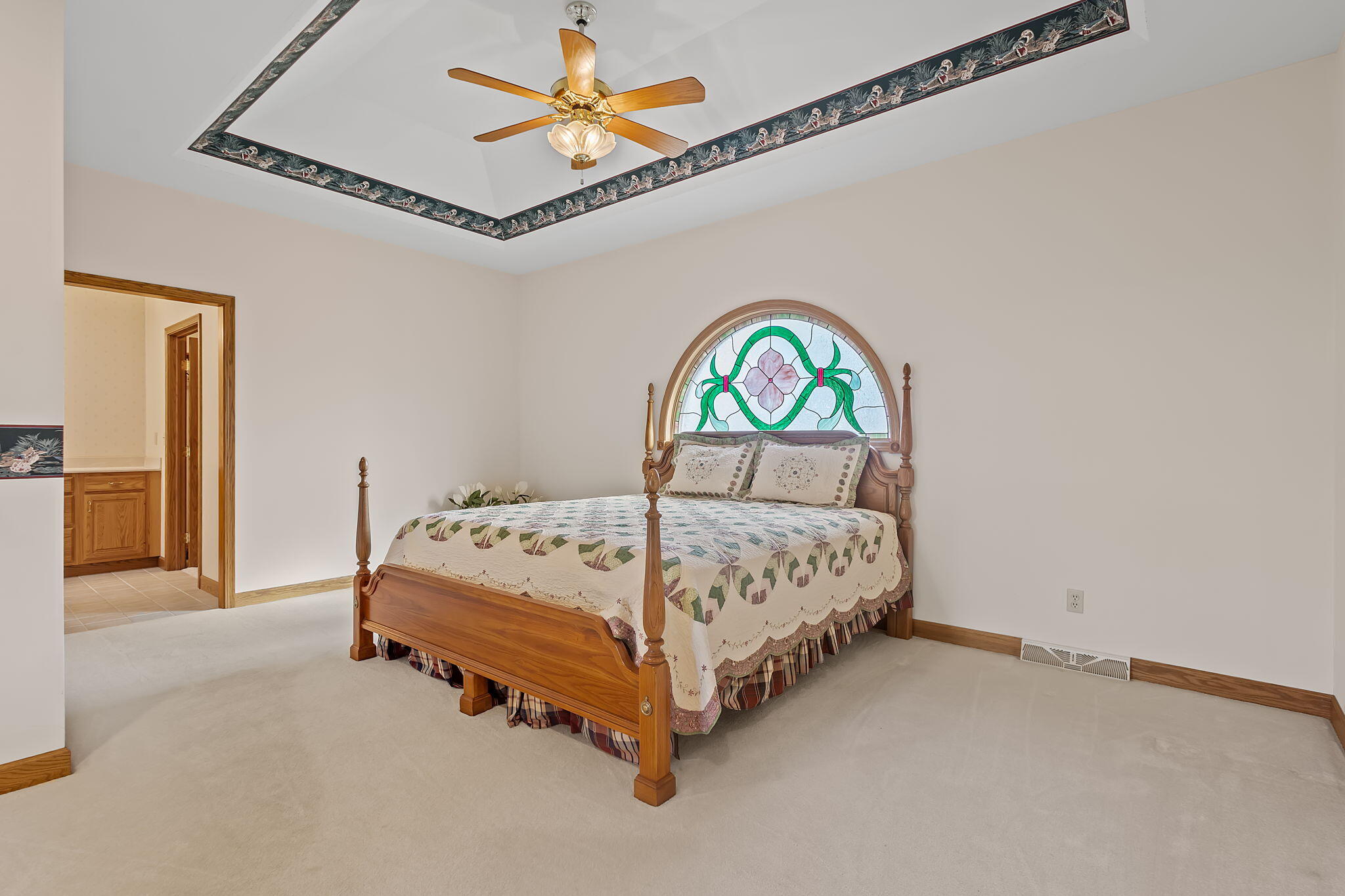 6664 Ridgeview Drive