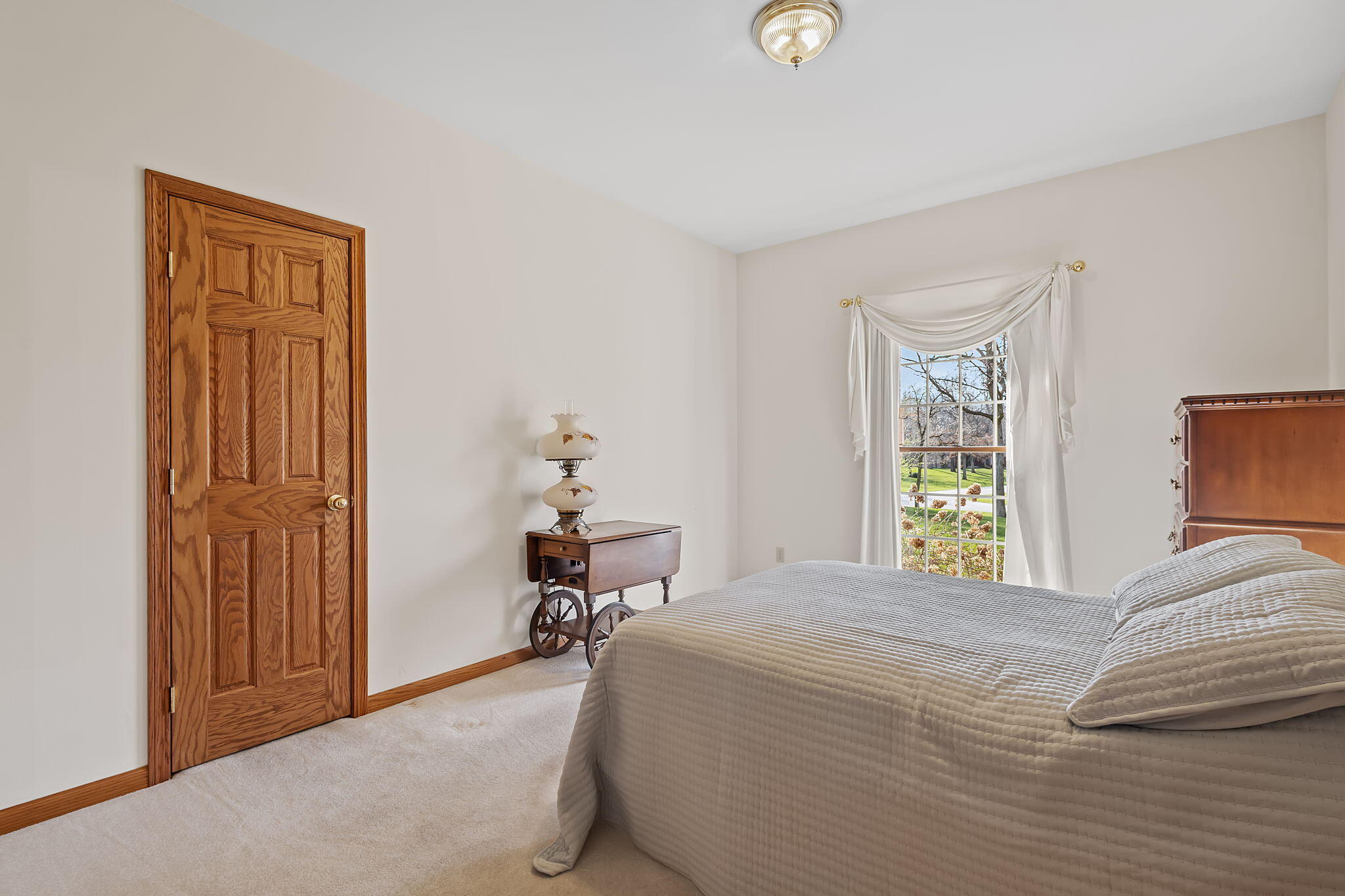 6664 Ridgeview Drive