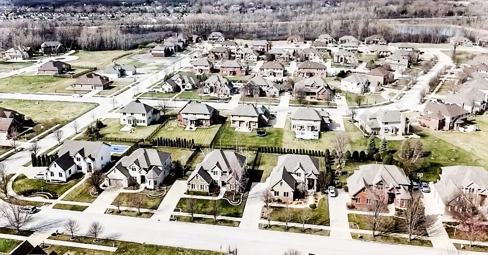 1023 Kensington Court