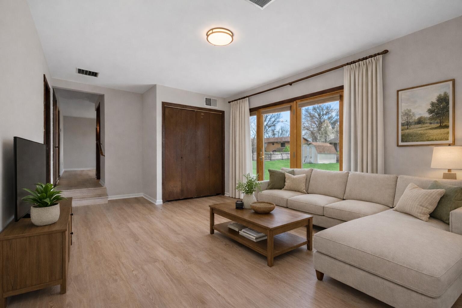 947 Iroquois Drive