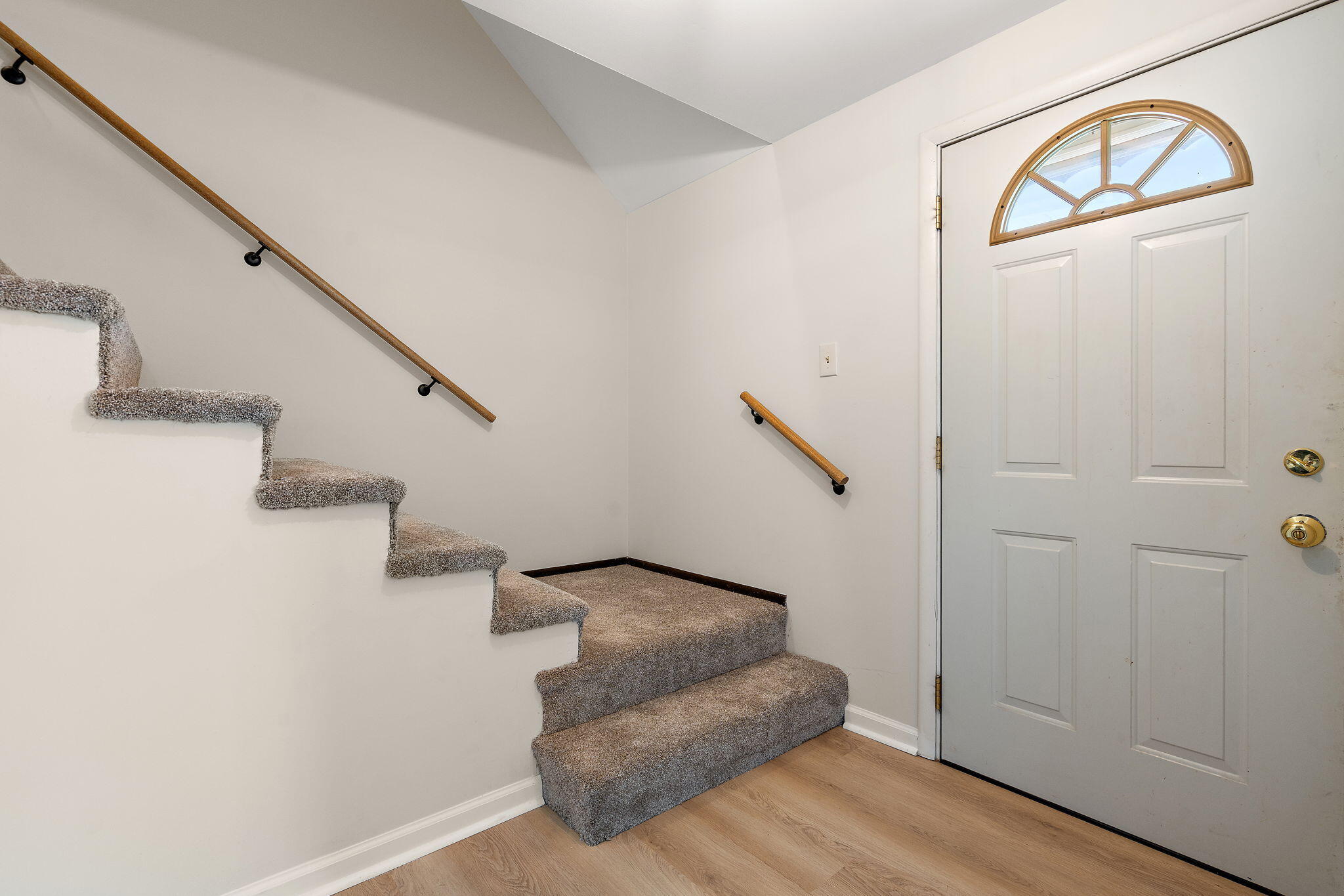 947 Iroquois Drive