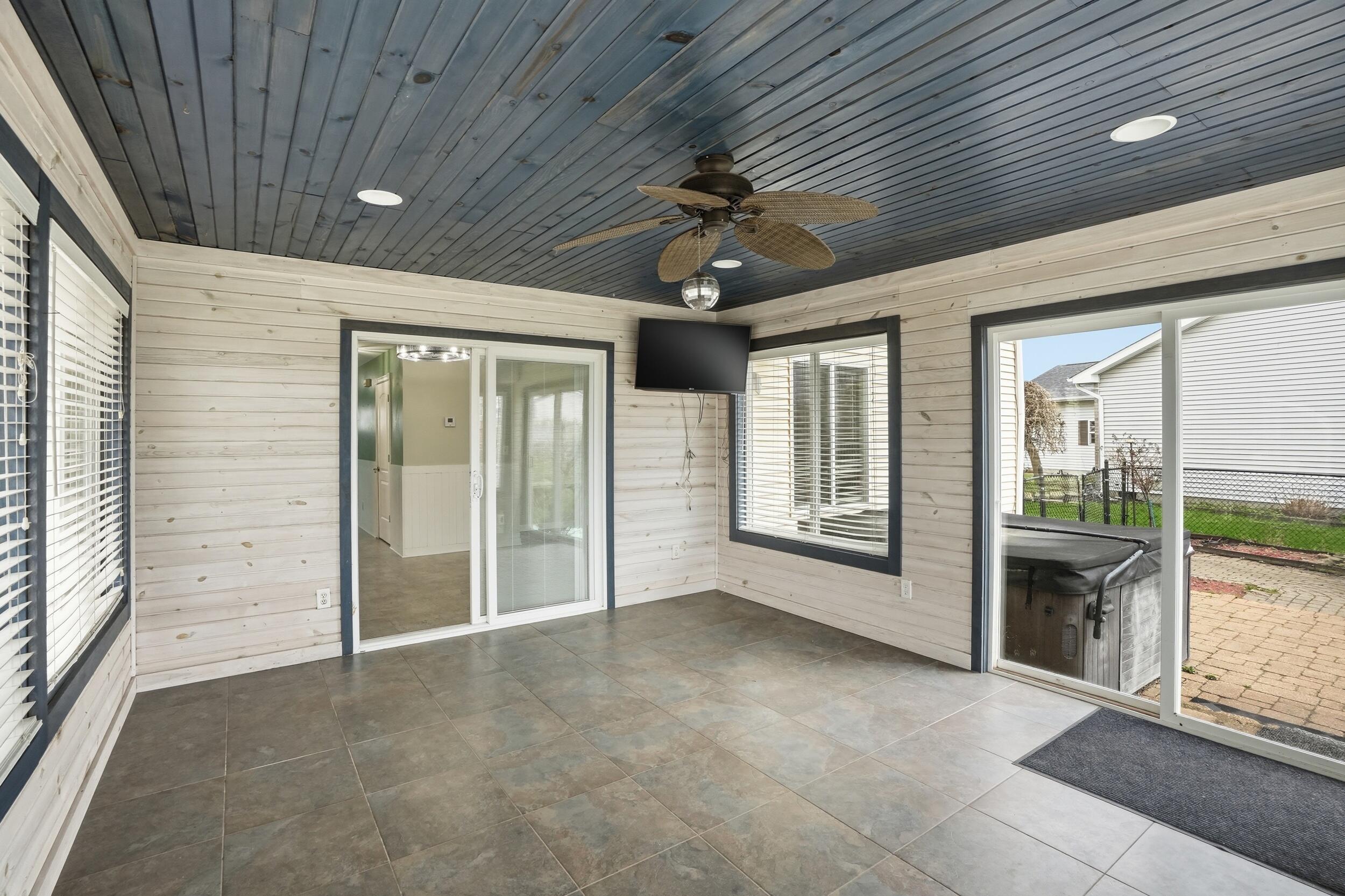 12358 Tippecanoe Place