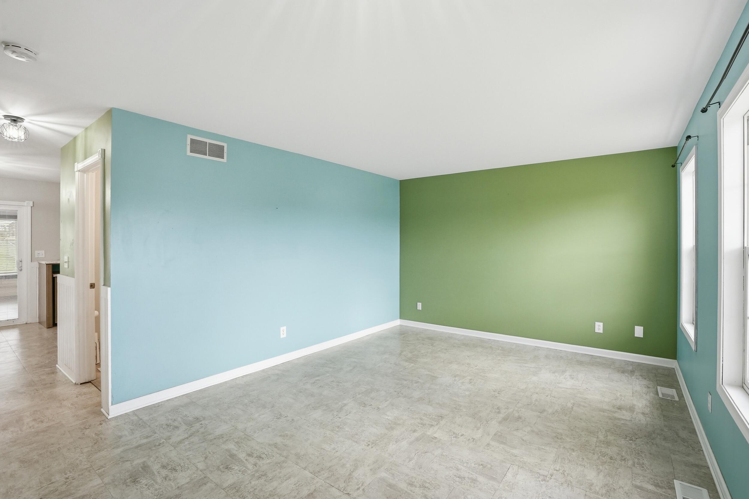 12358 Tippecanoe Place