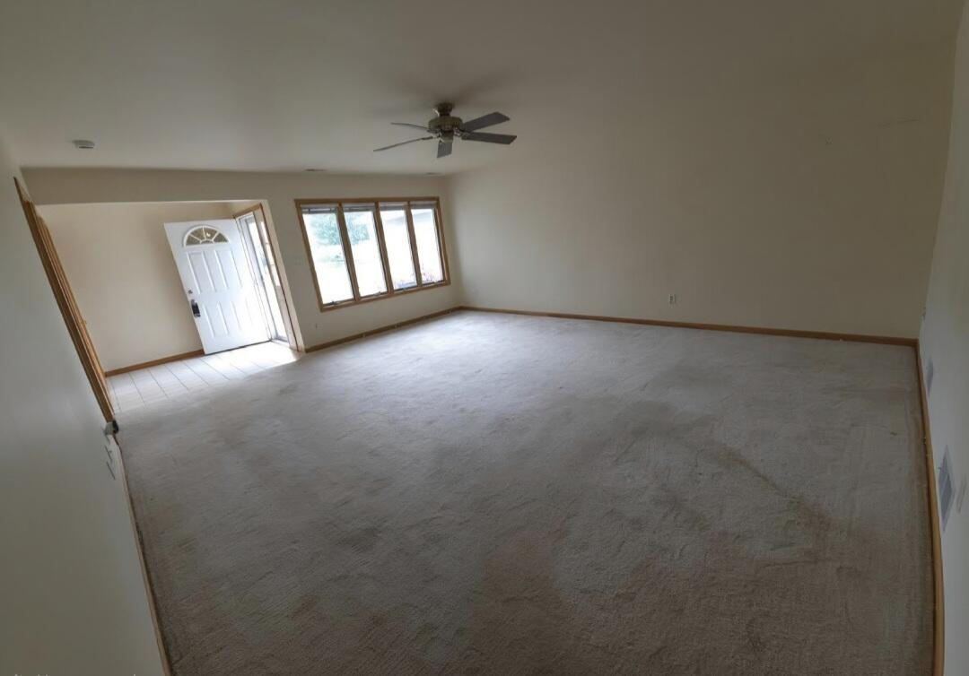 6935 Swan Lane