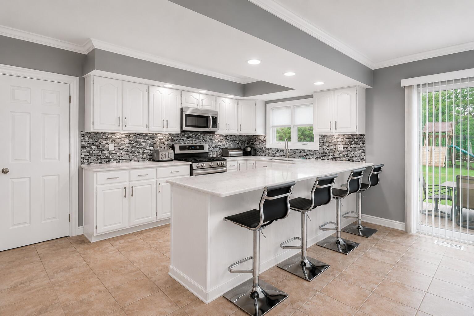 2116 Ridge Road