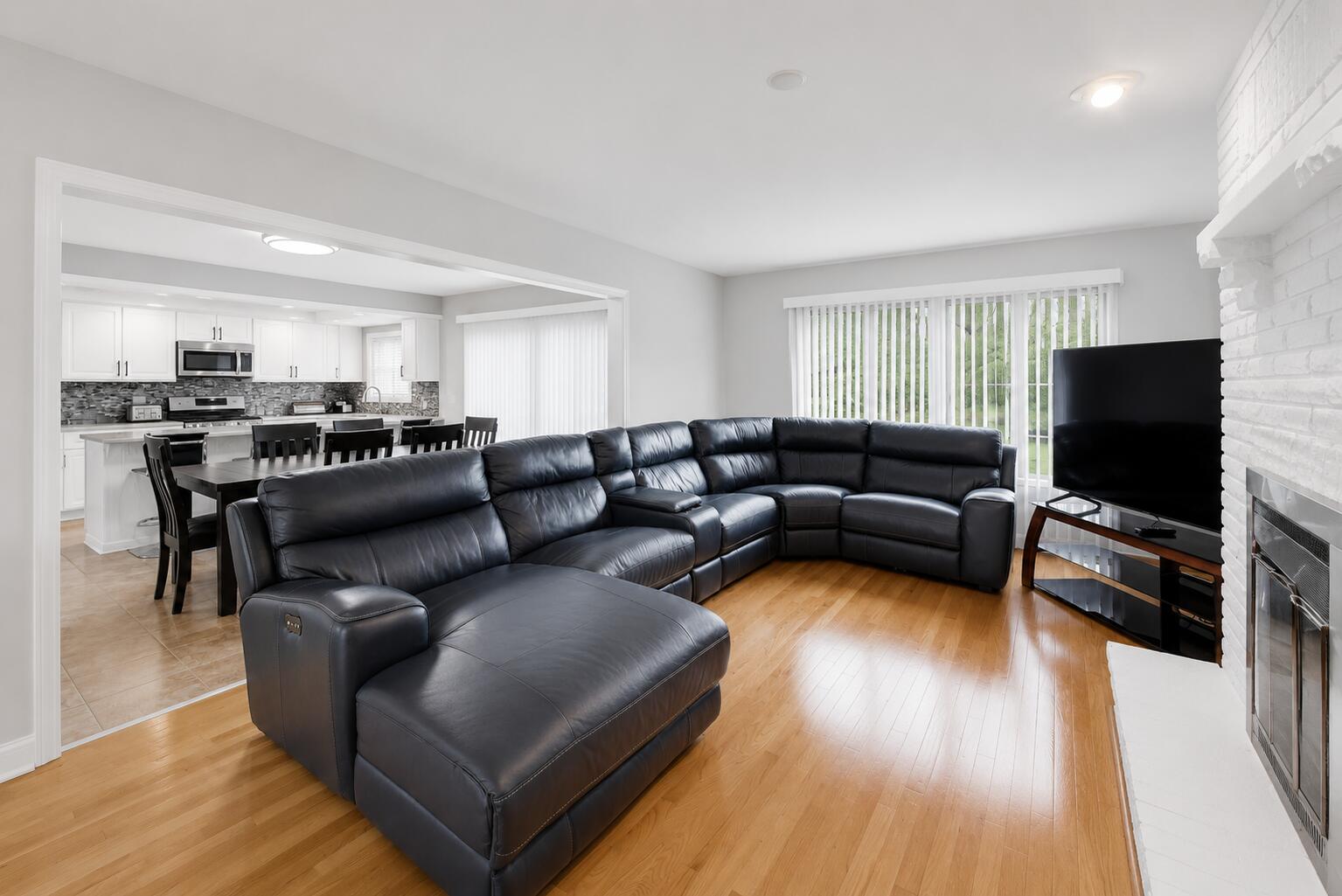 2116 Ridge Road