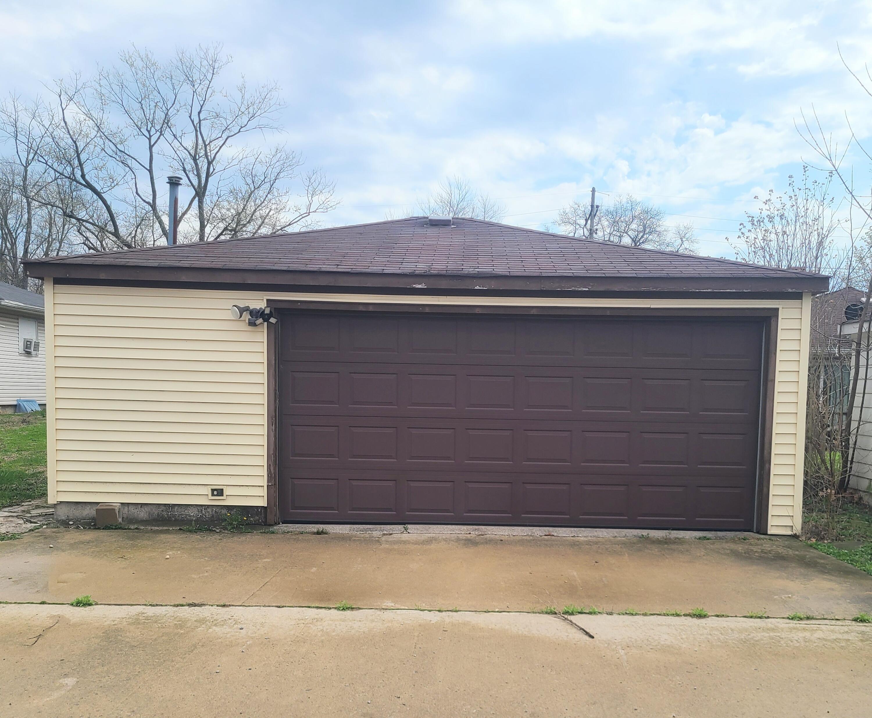 306 N Arbogast Street
