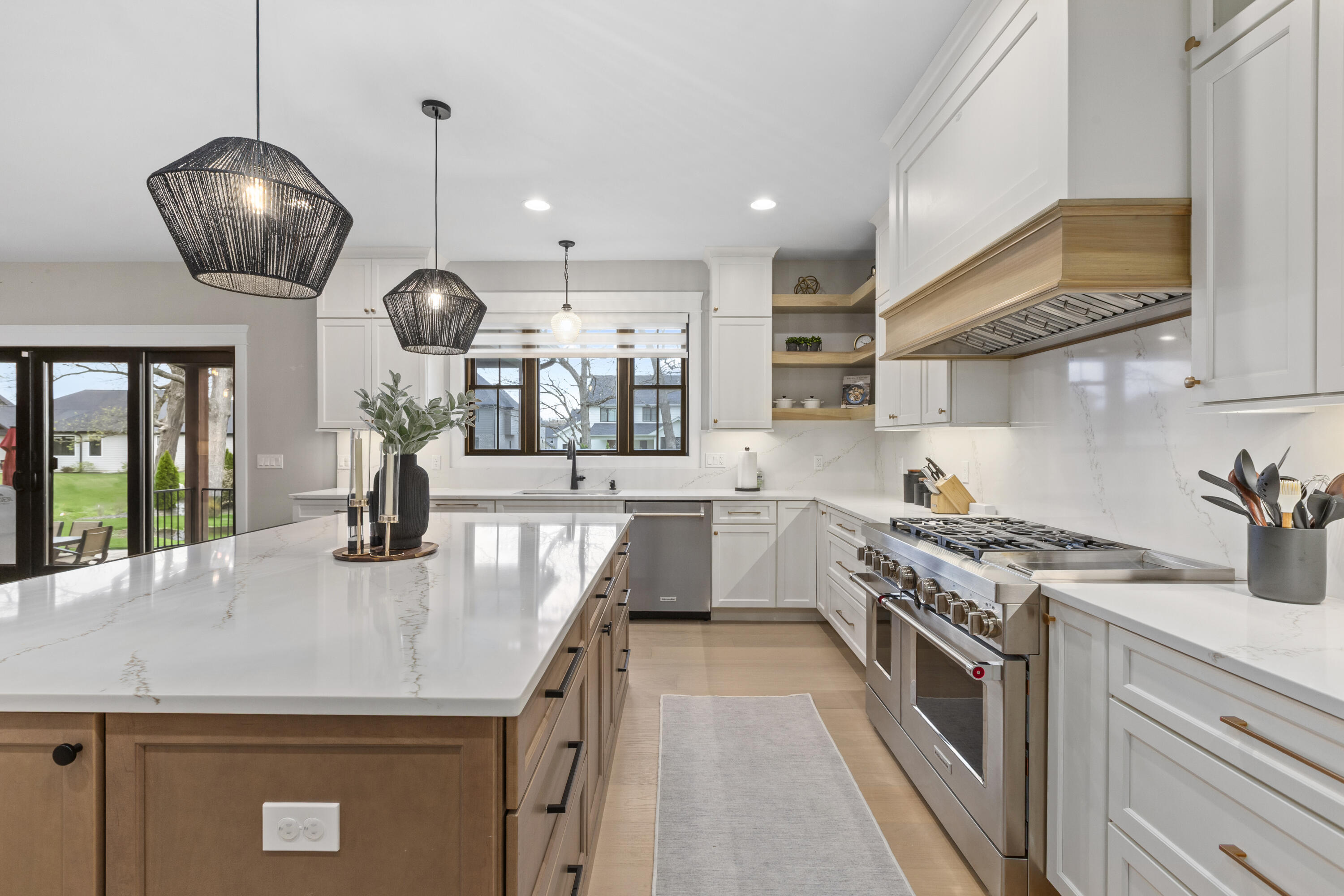 9609 Tall Grass Trail