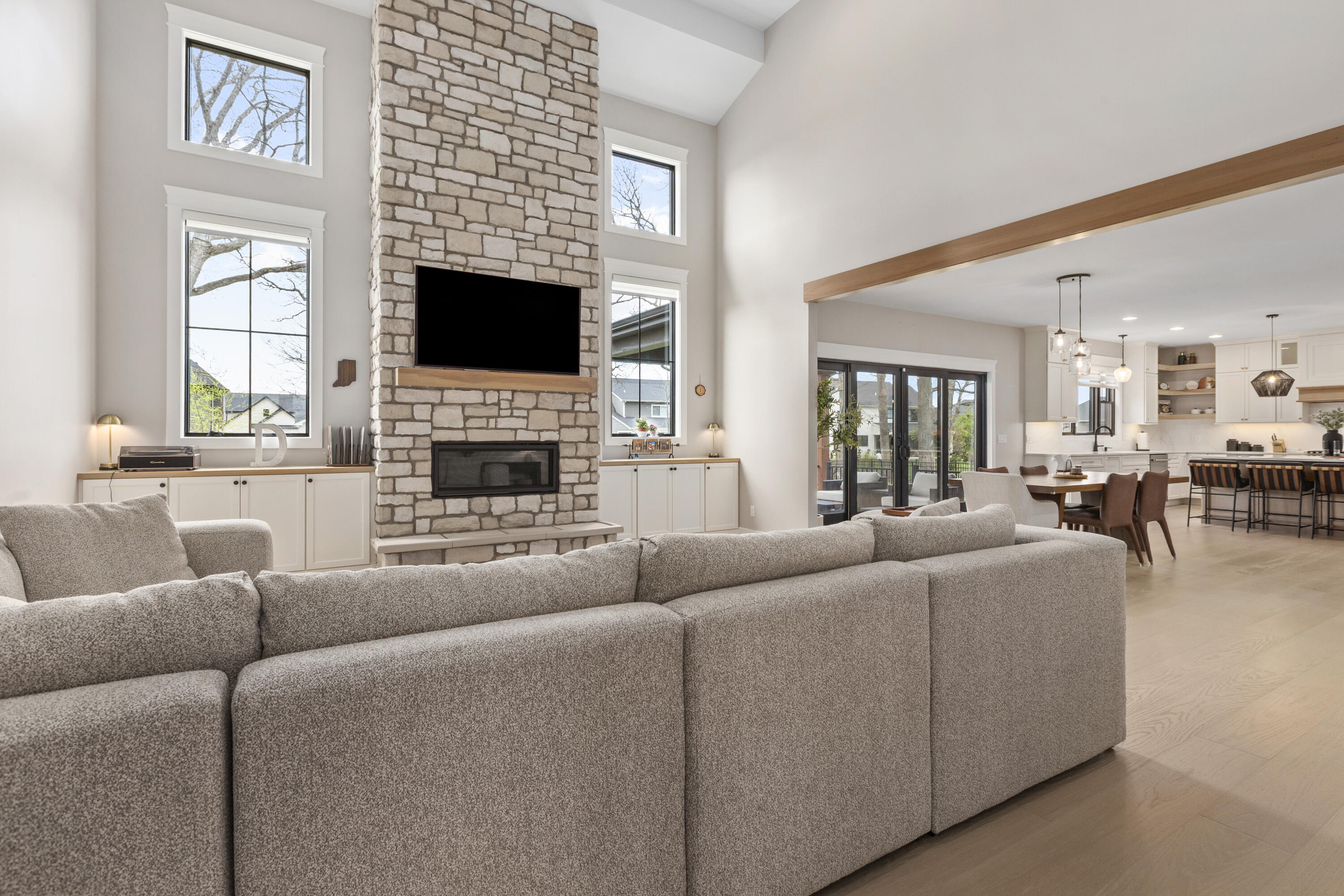 9609 Tall Grass Trail