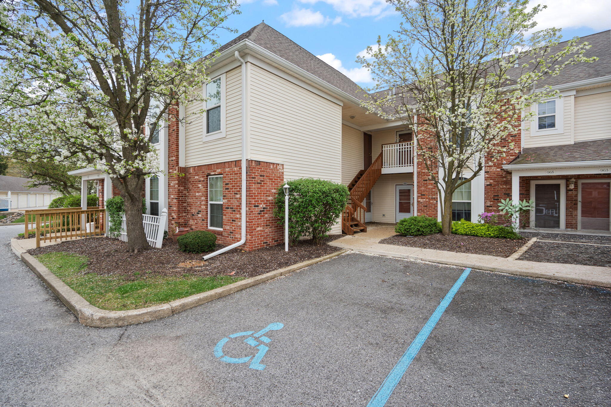 955 Misty Glen Drive