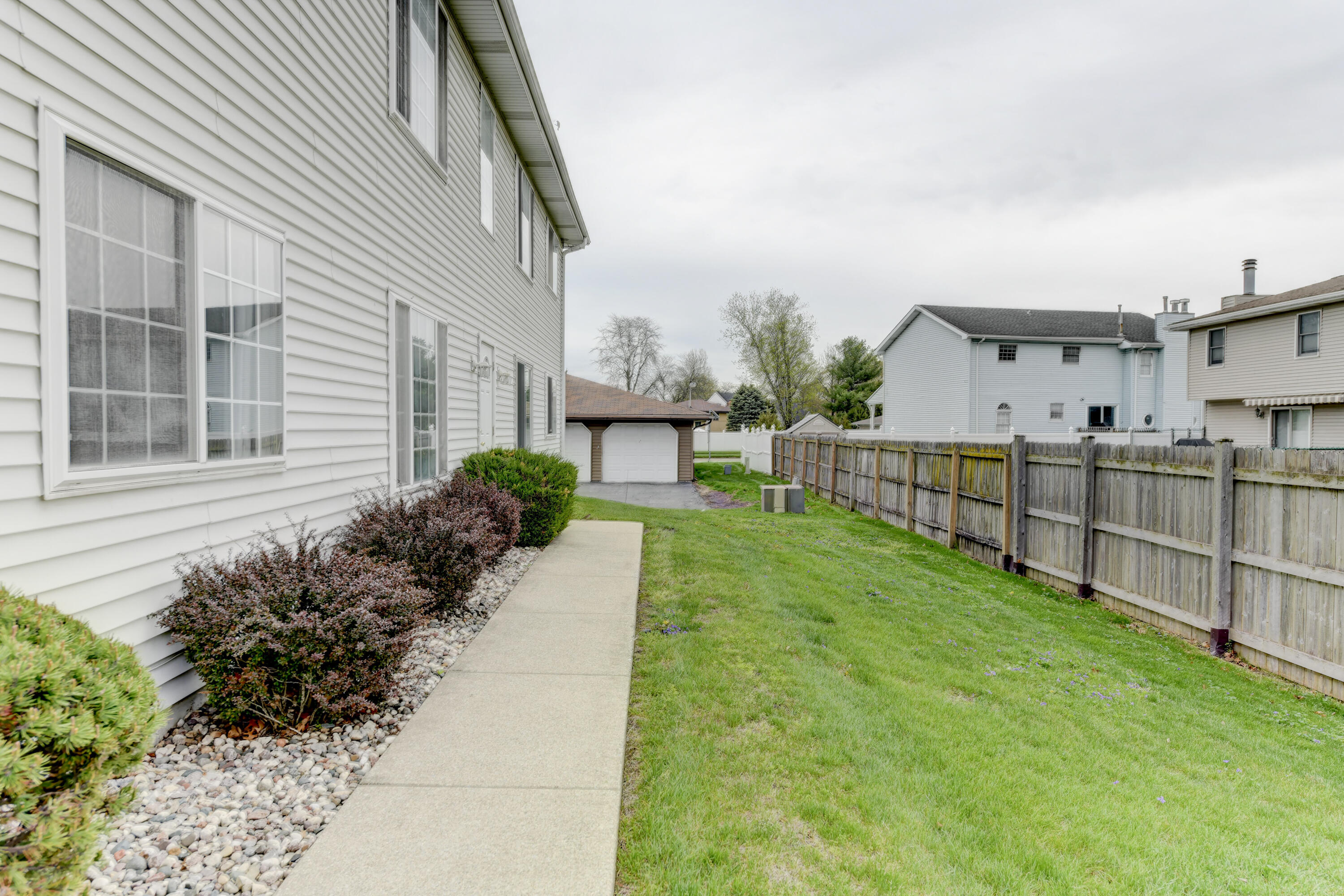 1315 Woodhollow Court