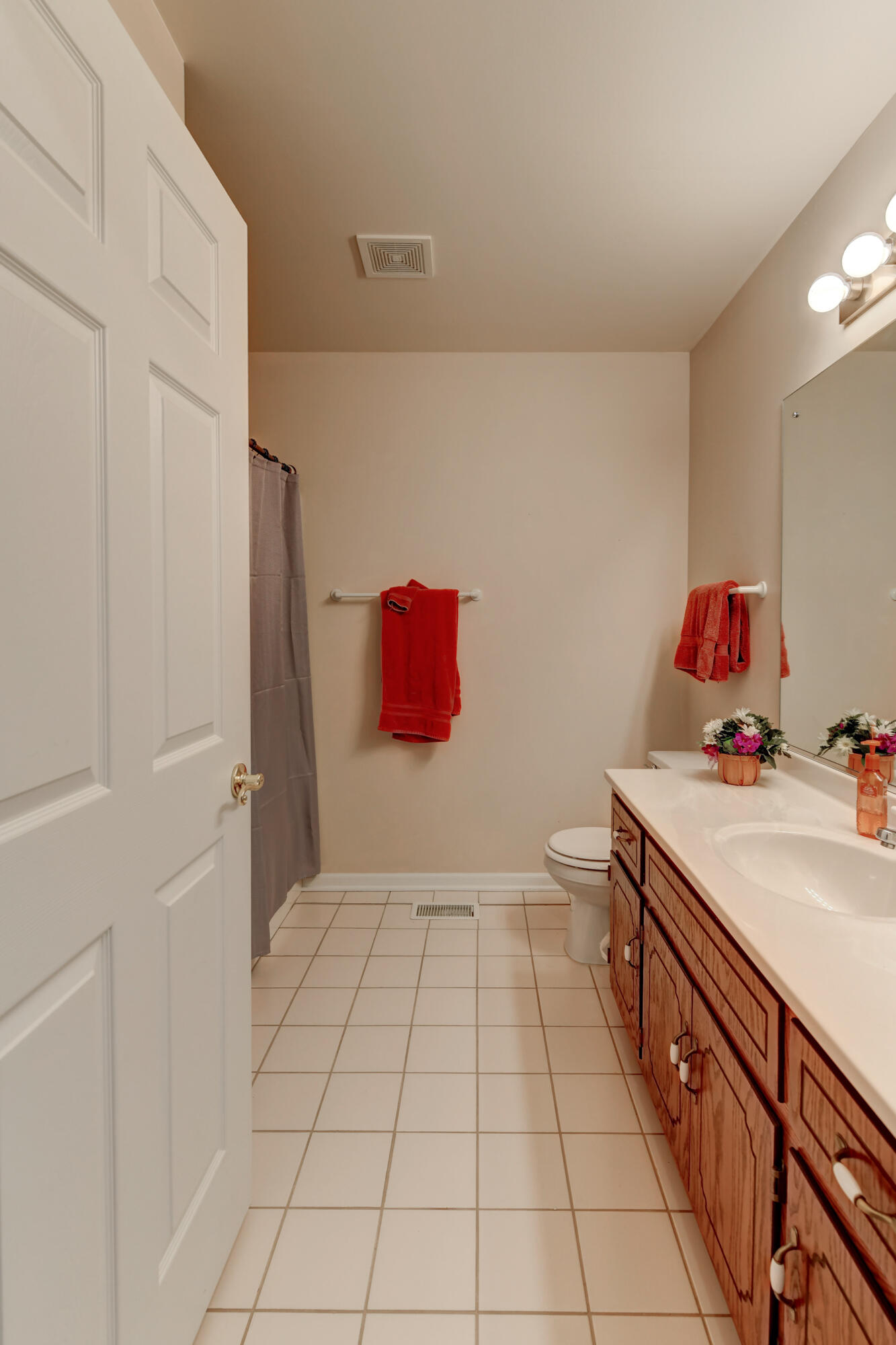 1315 Woodhollow Court