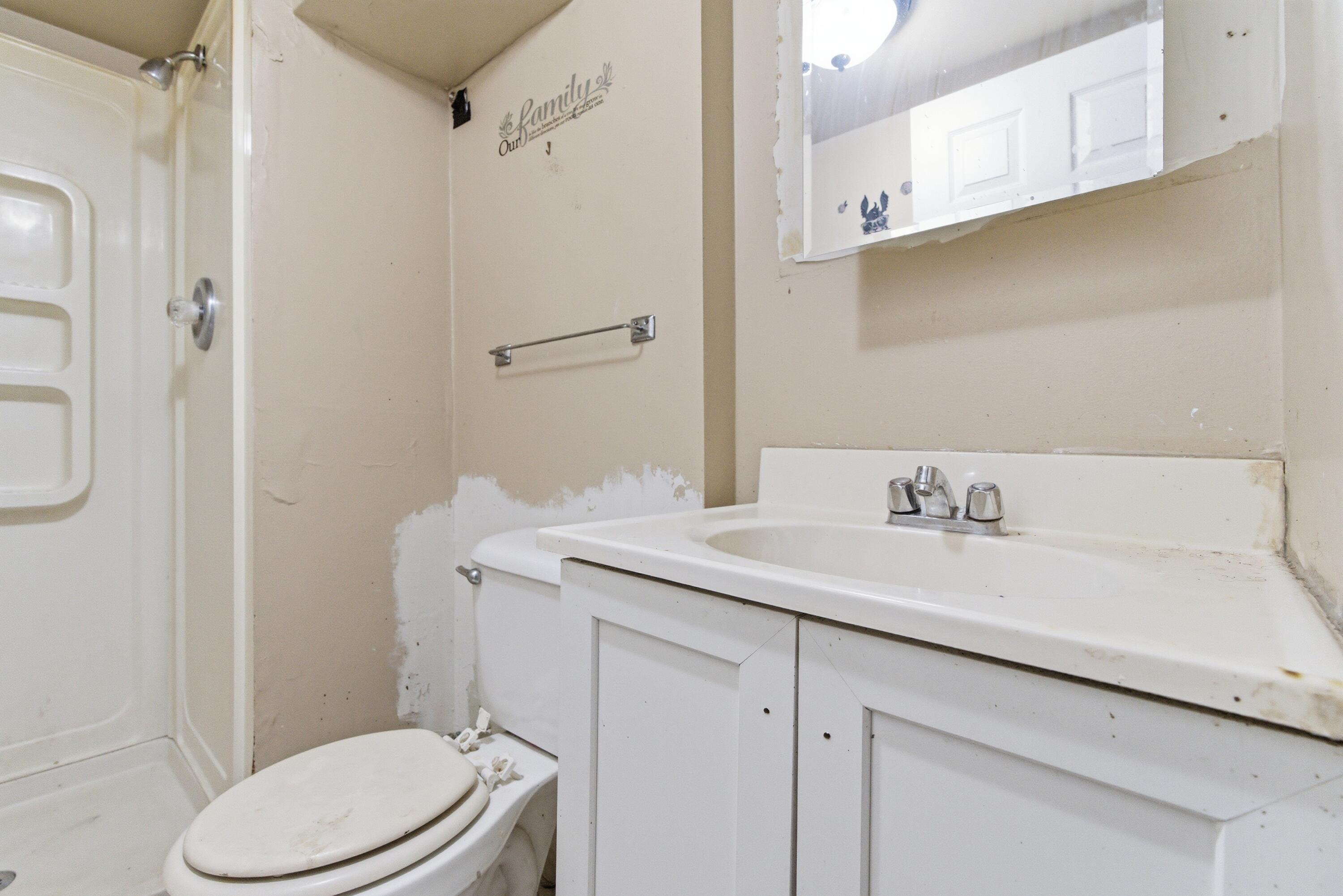 3643 Carolina Street