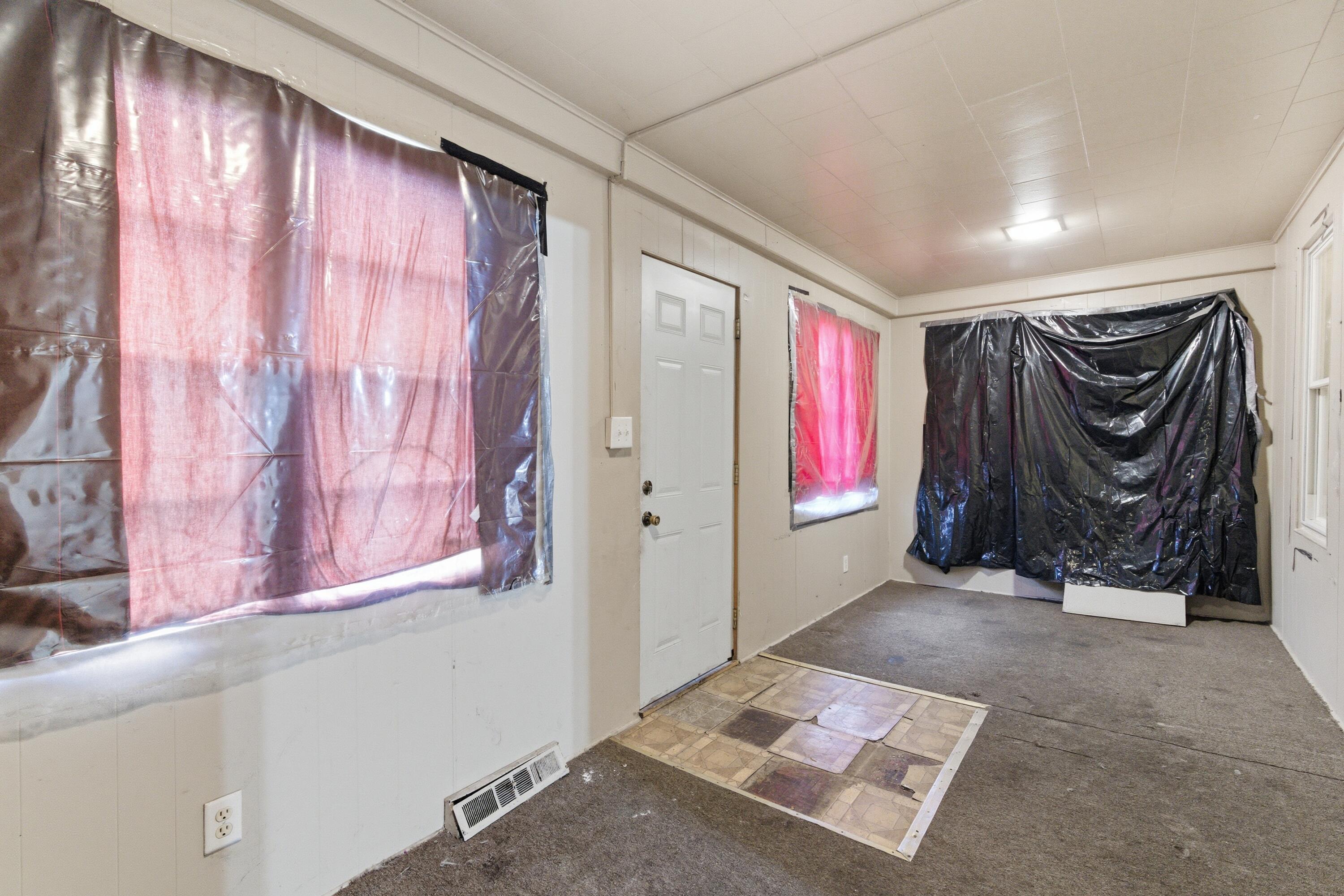 3643 Carolina Street