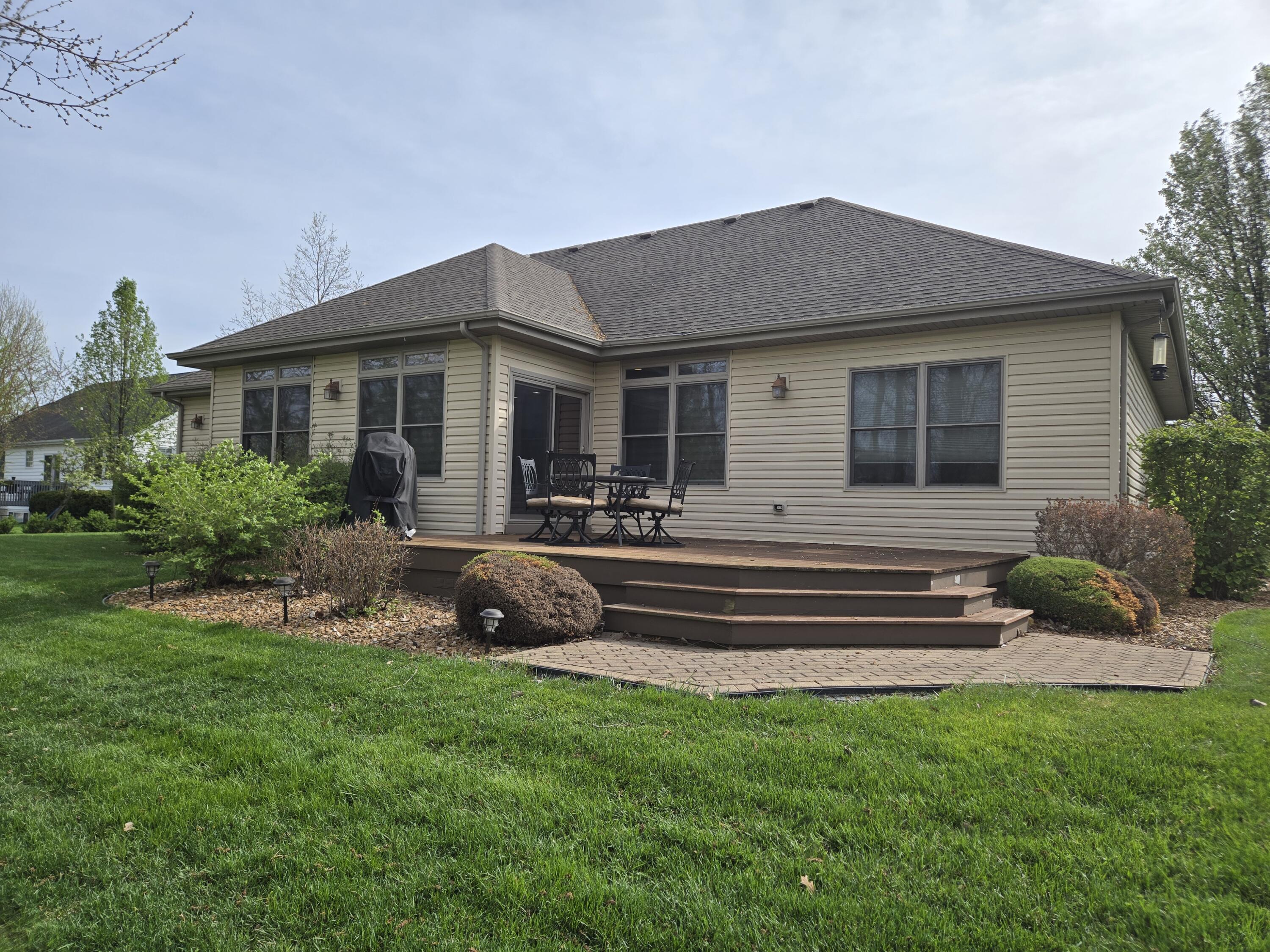12176 W 106th Lane