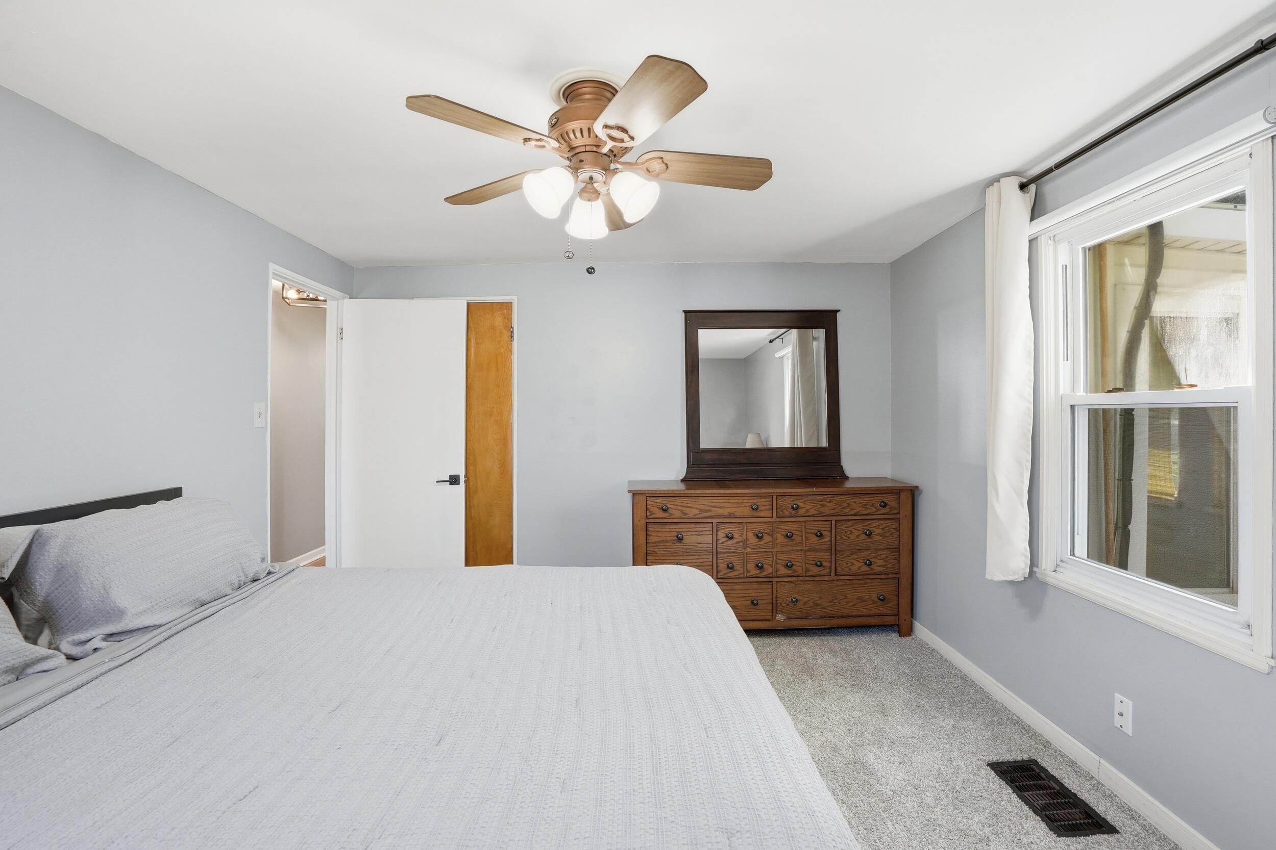 8236 Ellsworth Place