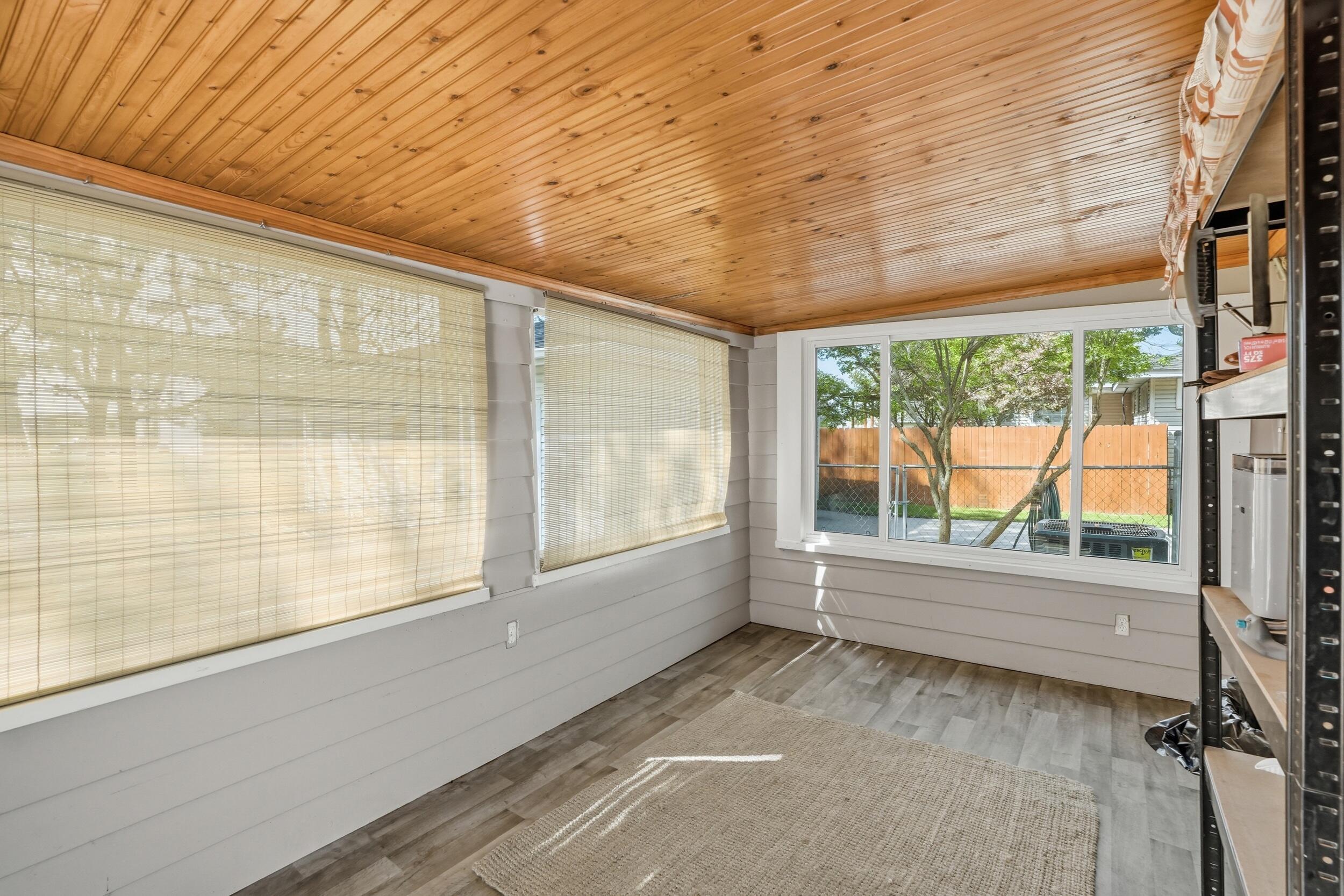 8236 Ellsworth Place