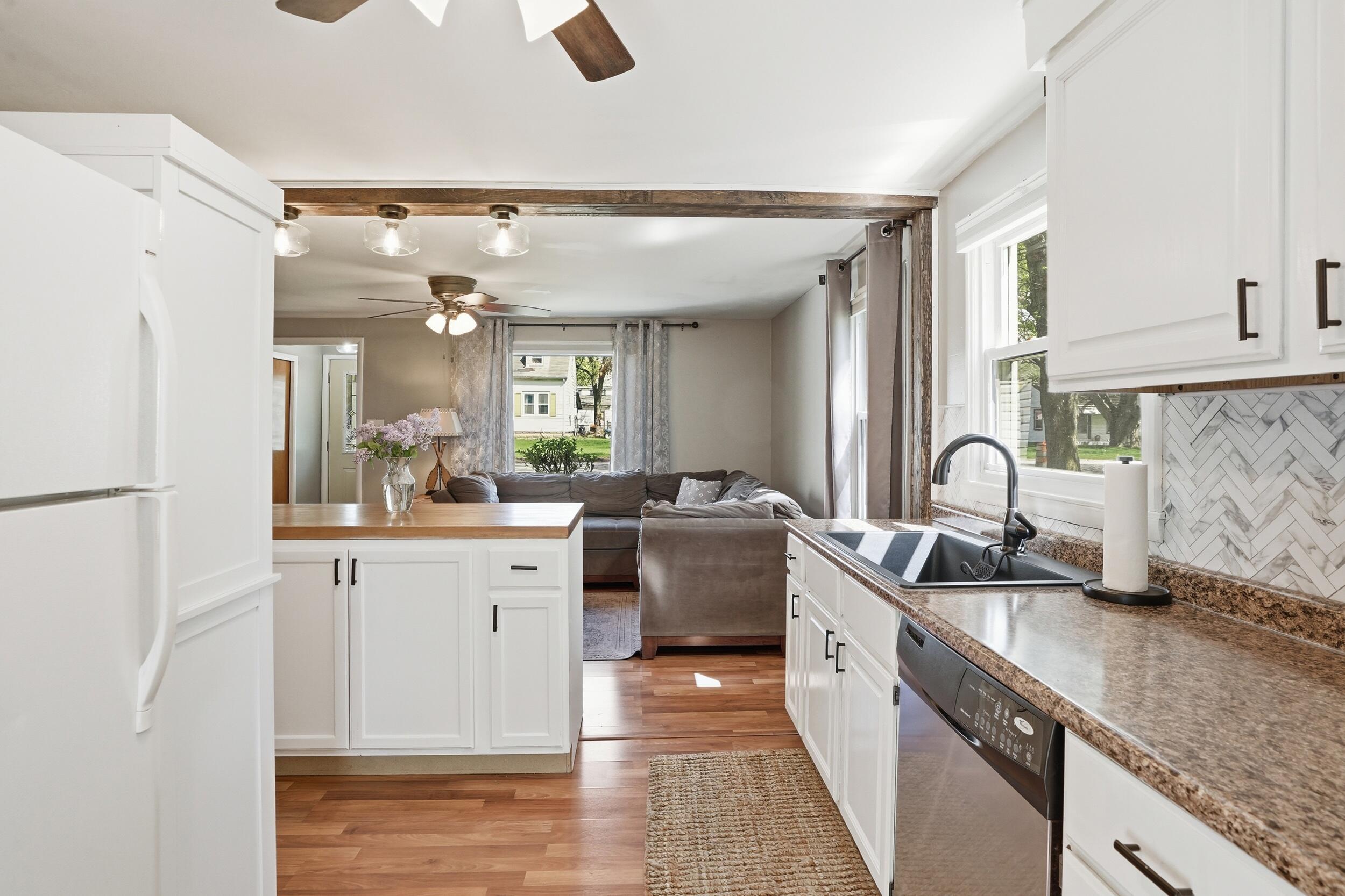 8236 Ellsworth Place