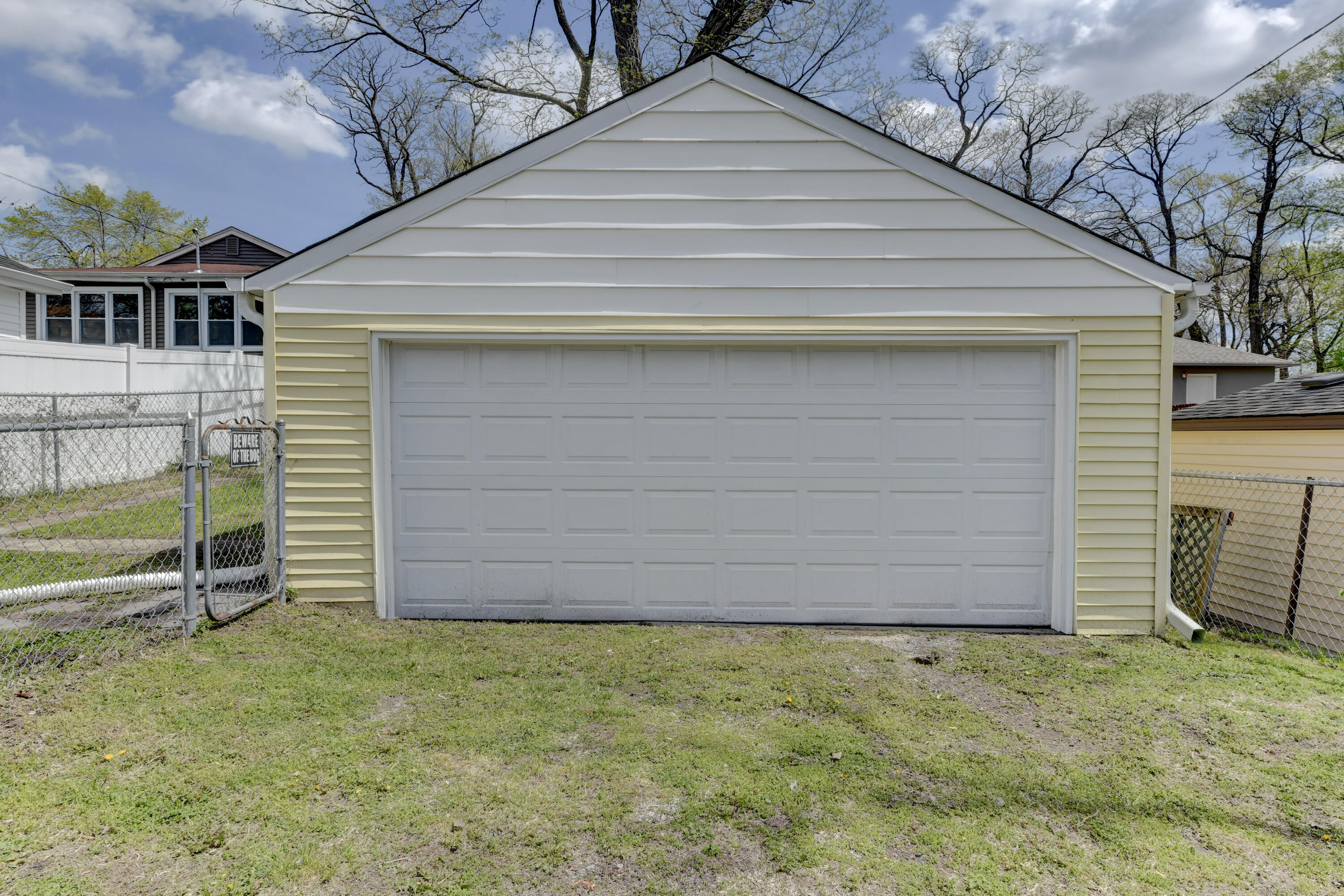 6926 Alexander Avenue