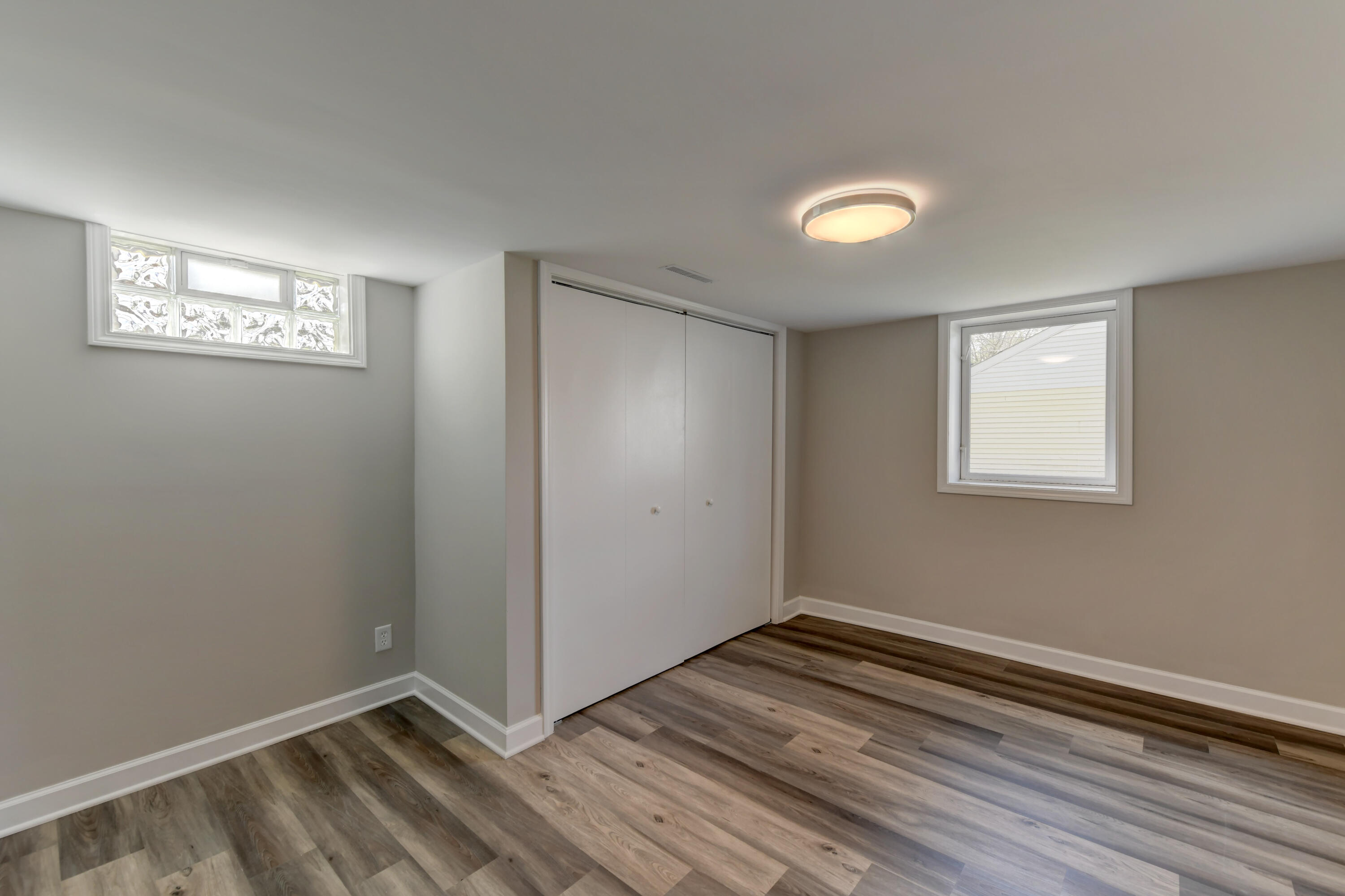 6926 Alexander Avenue